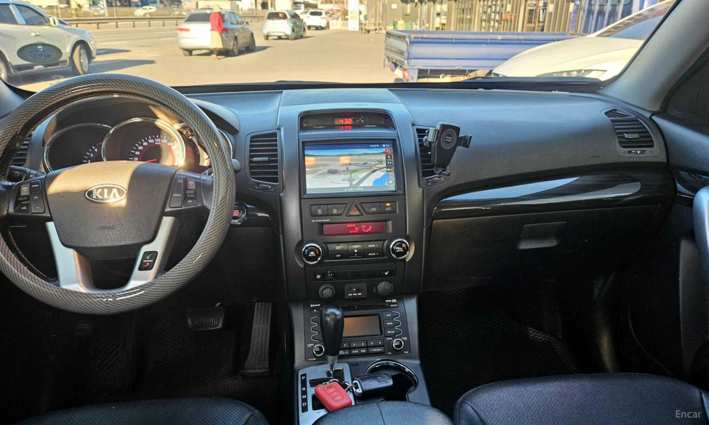 Kia Sorrento R превью 8