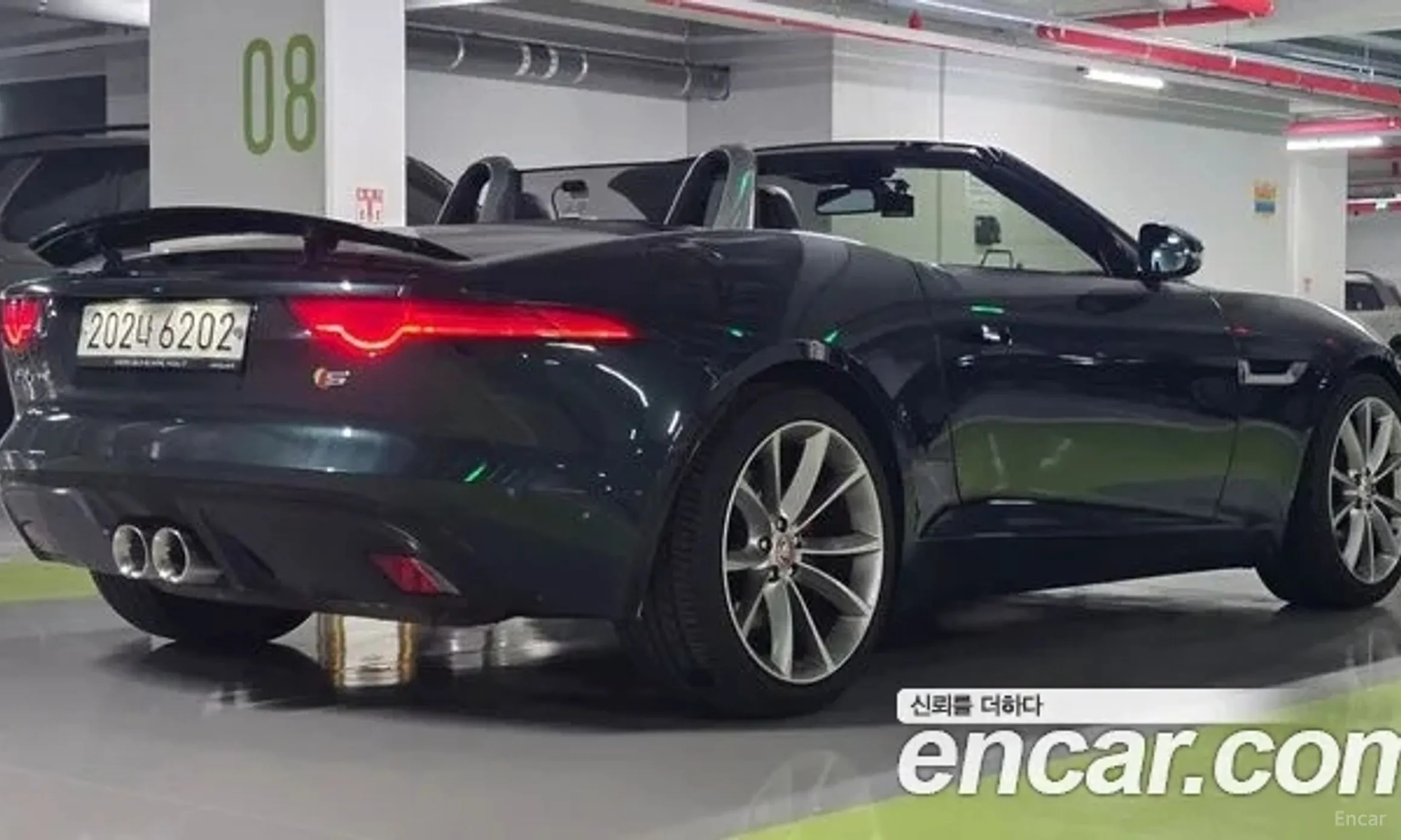 Jaguar F-TYPE превью 10