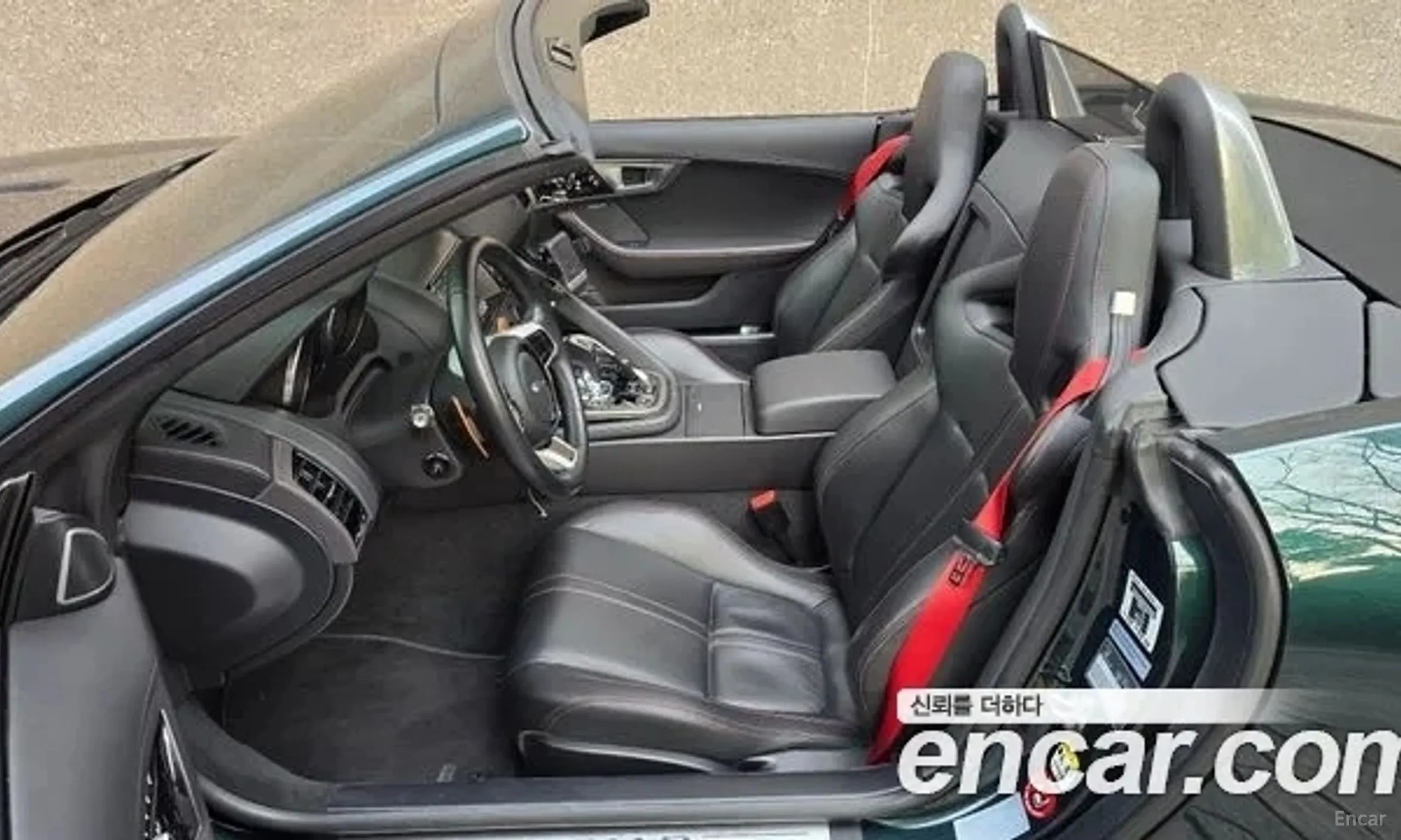 Jaguar F-TYPE превью 7