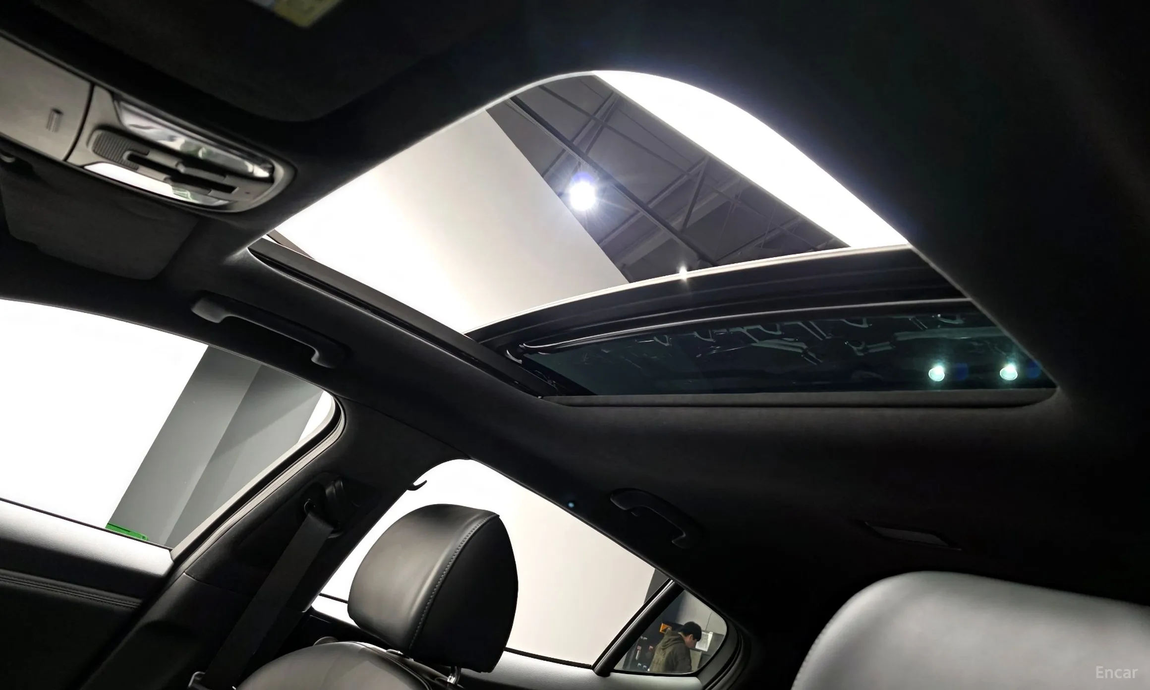 Kia Stinger превью 18