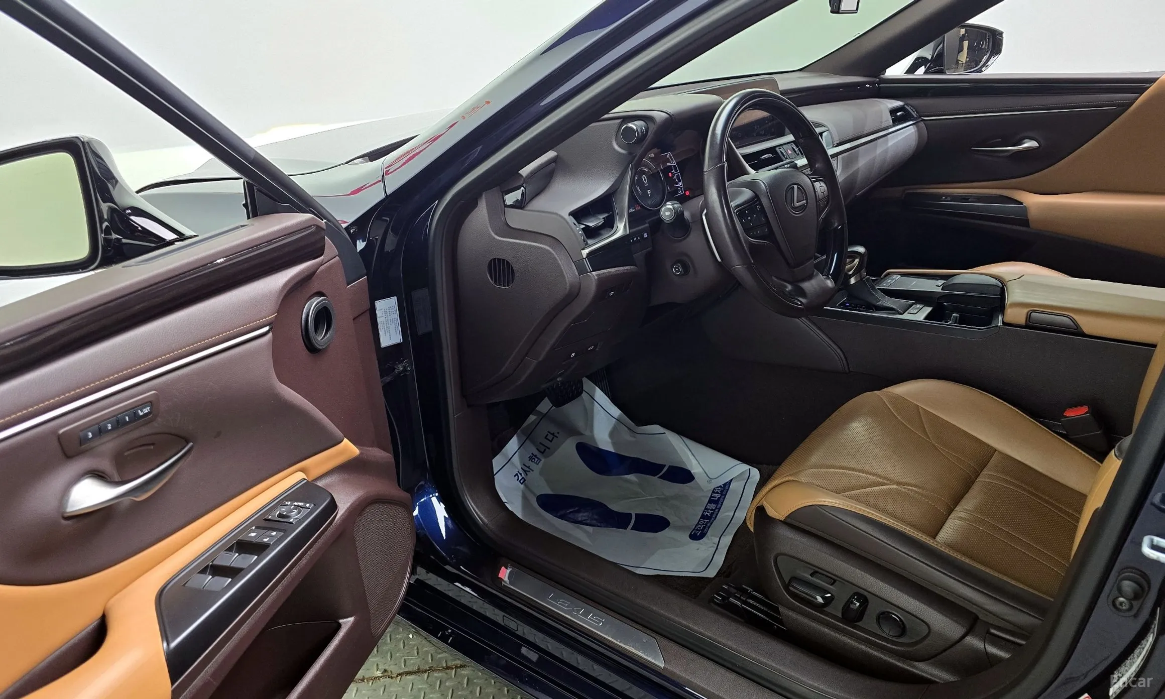 Lexus ES300h 7th Generation превью 10