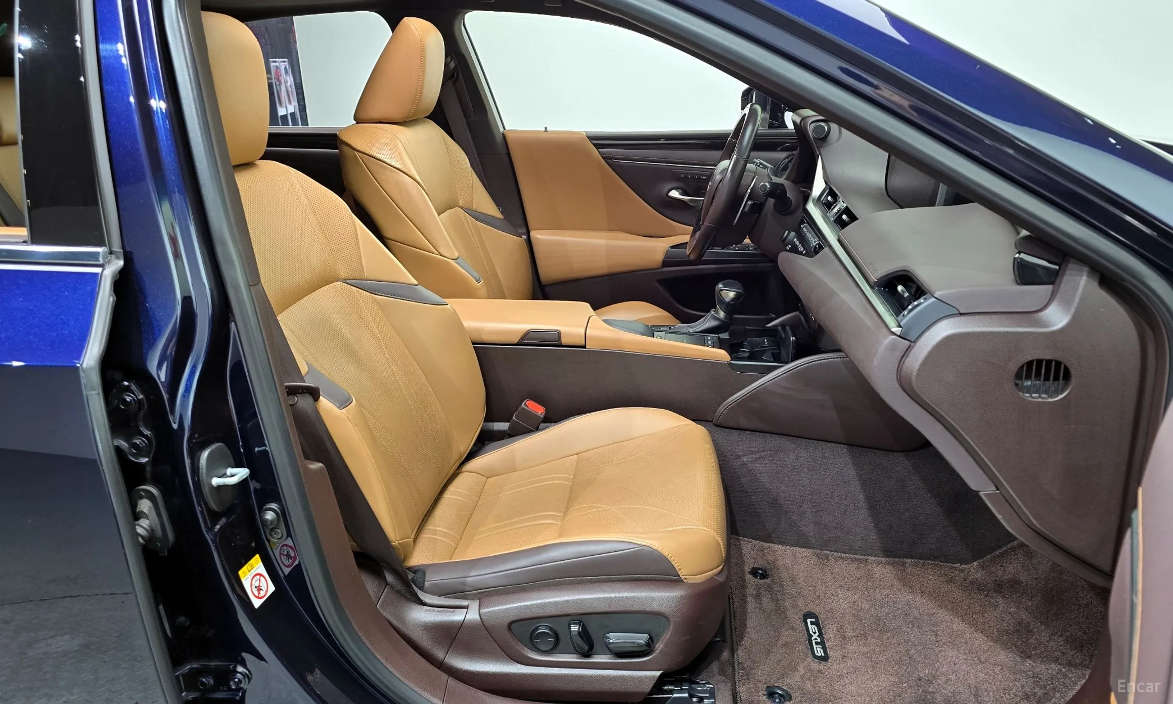 Lexus ES300h 7th Generation превью 12
