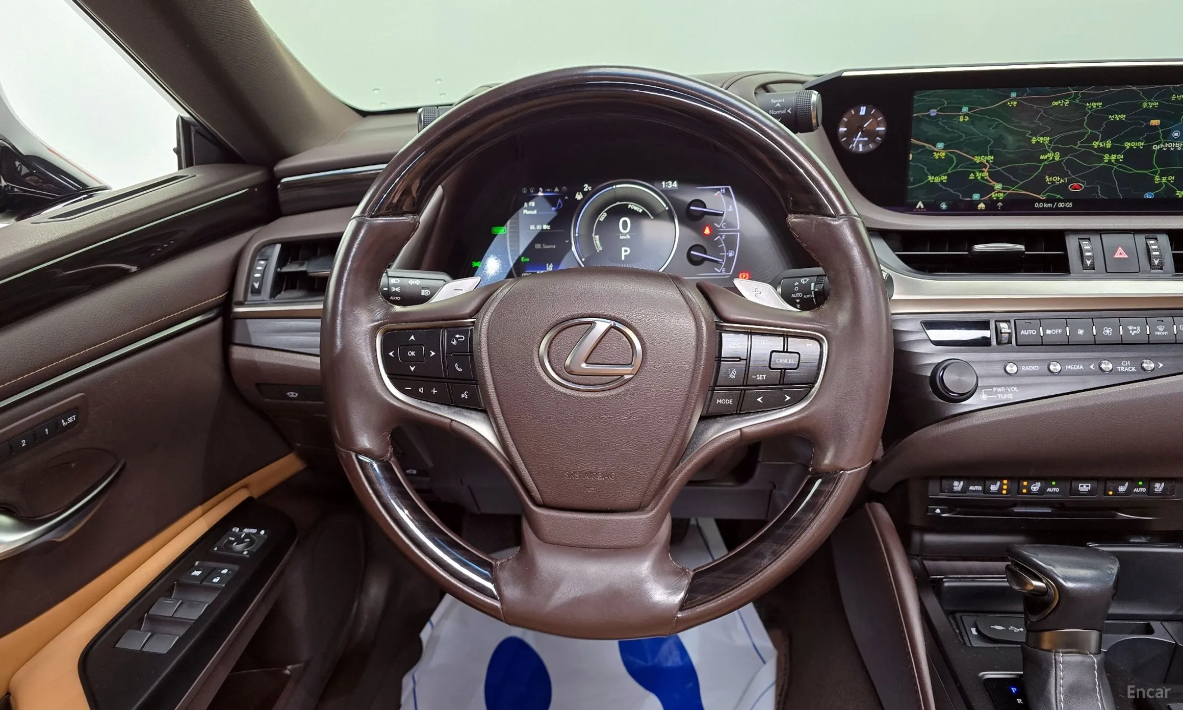 Lexus ES300h 7th Generation превью 13