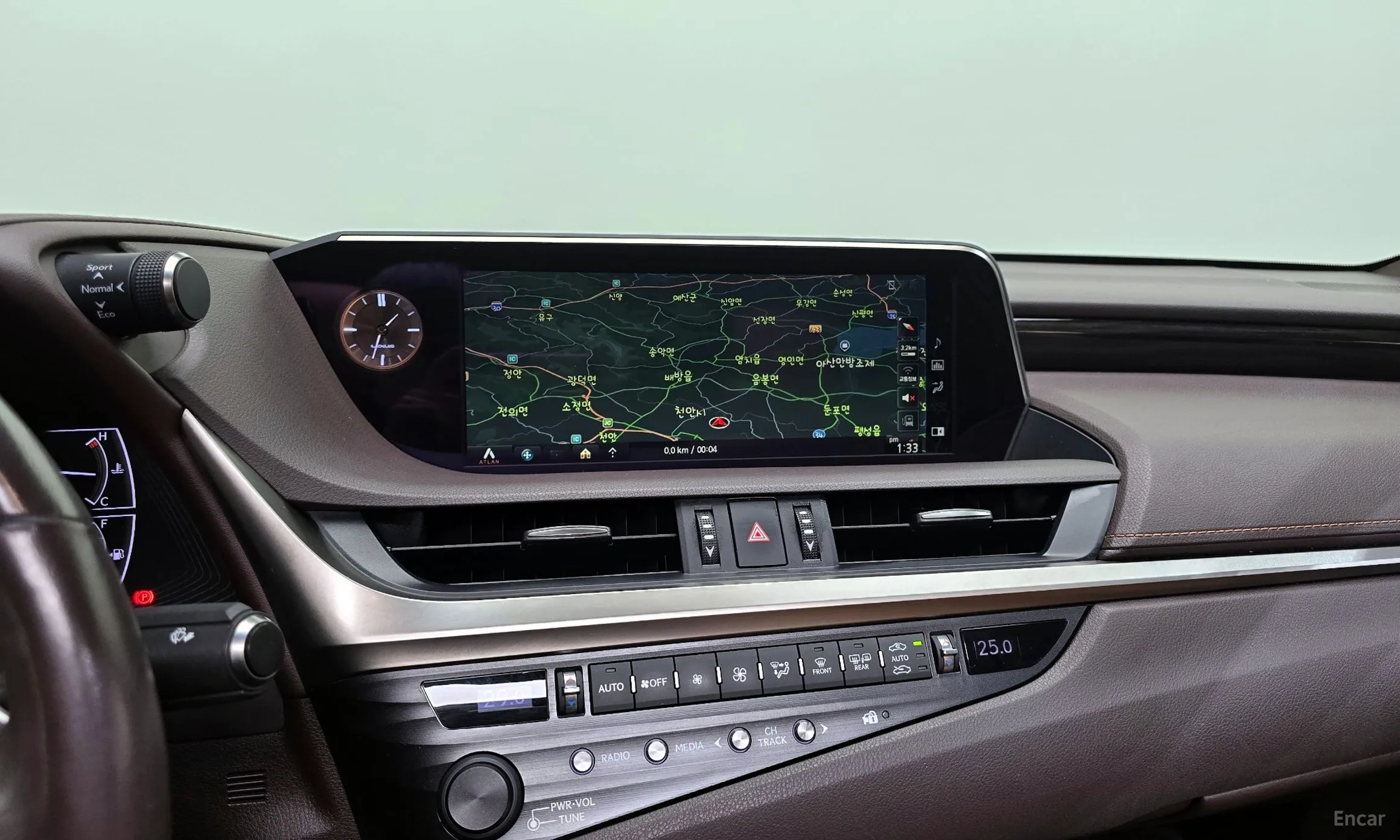 Lexus ES300h 7th Generation превью 15