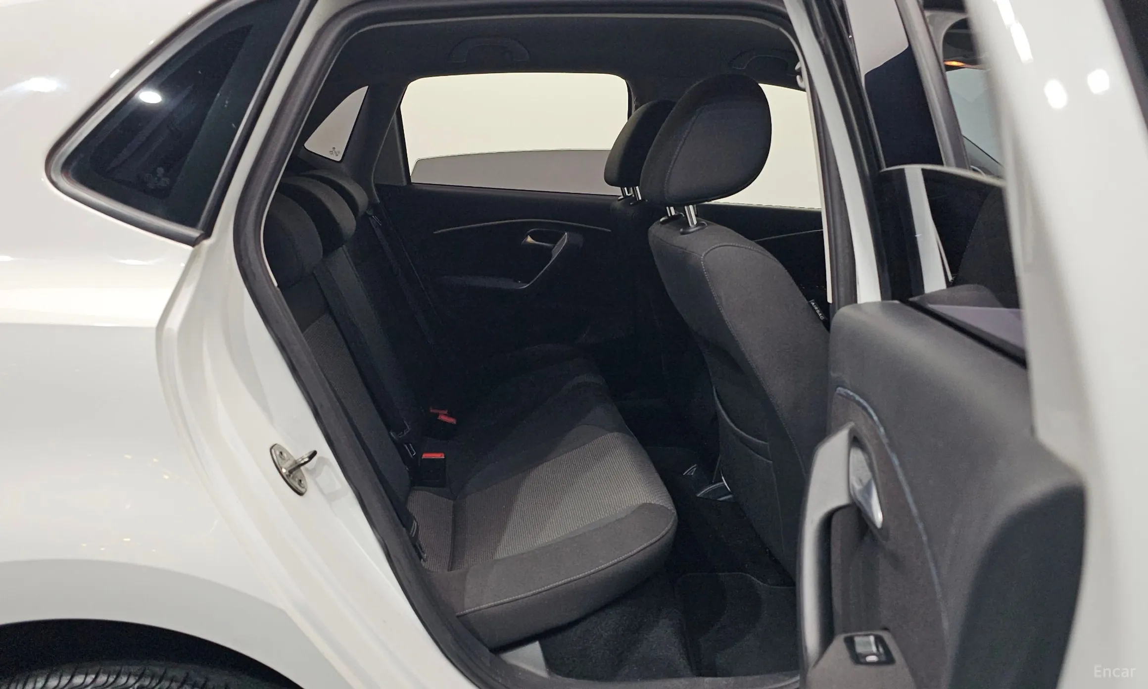Volkswagen Polo превью 12
