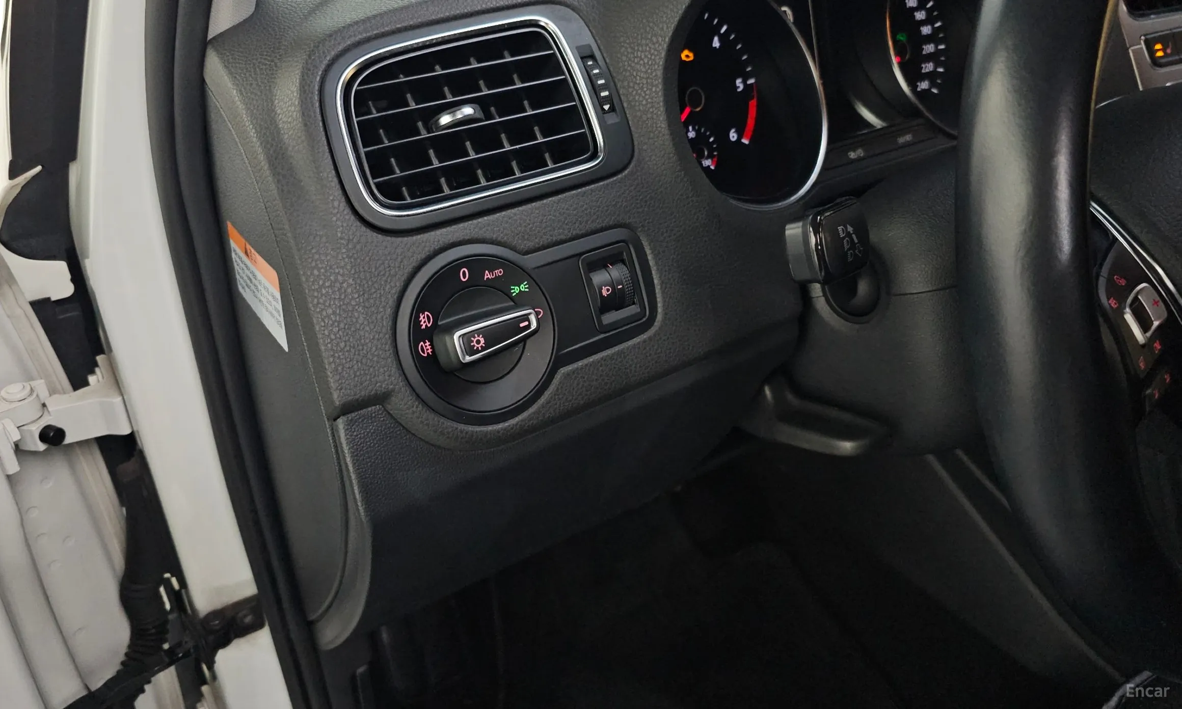 Volkswagen Polo превью 14