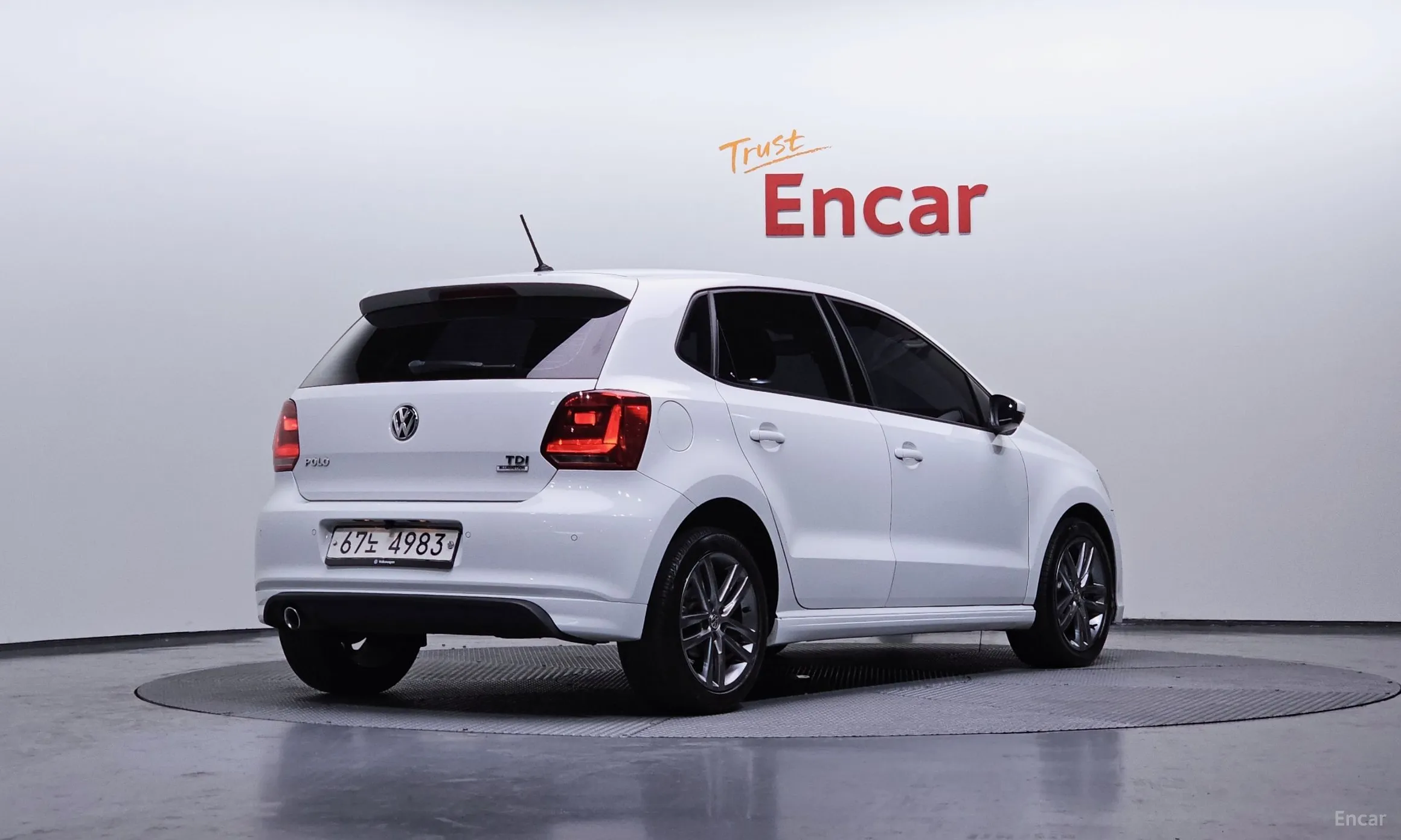 Volkswagen Polo превью 2