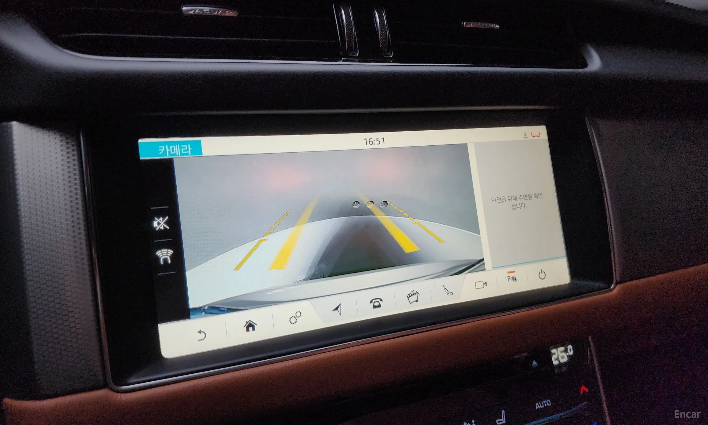 Jaguar XF (x260) превью 16