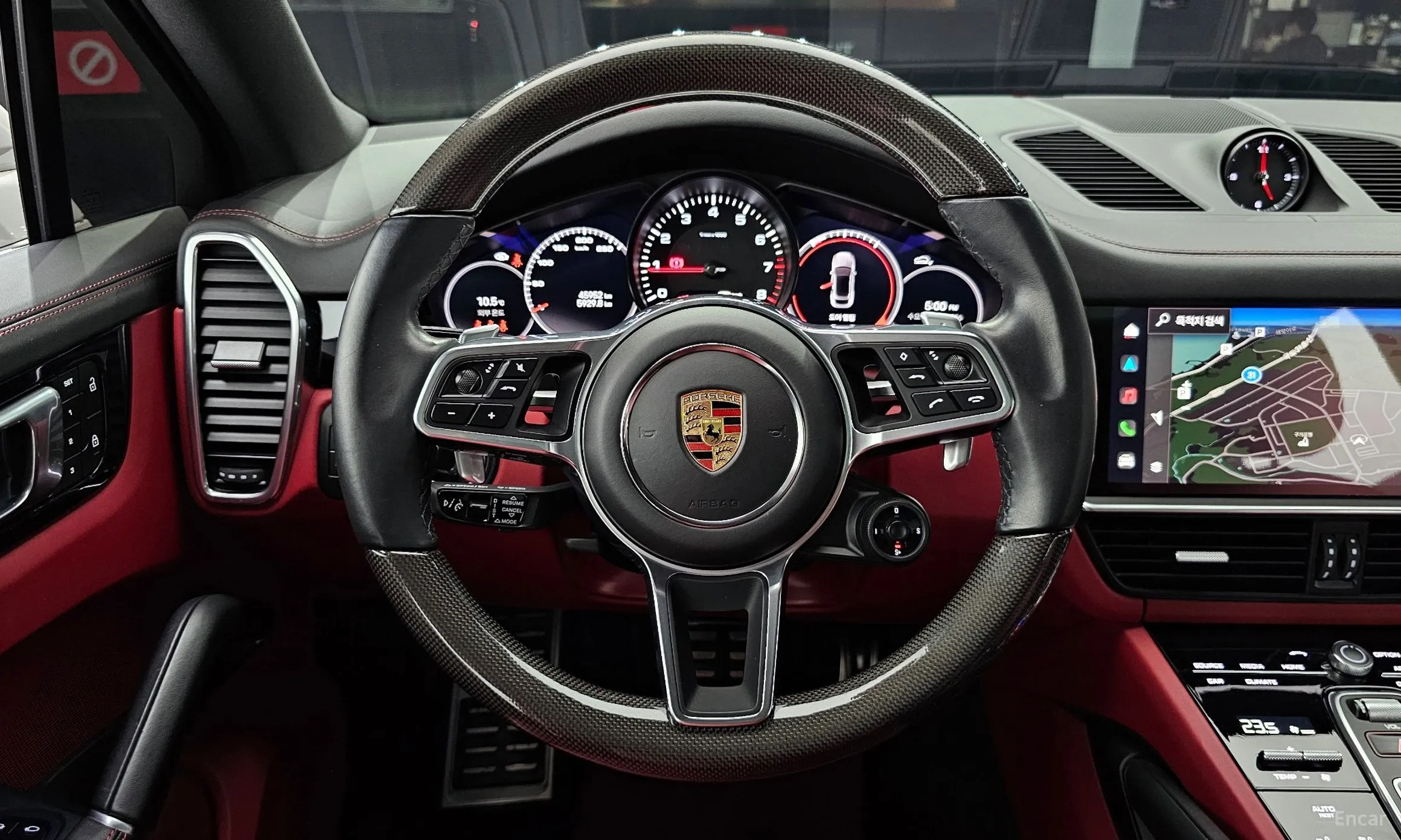 Porsche Cayenne (PO536) превью 13