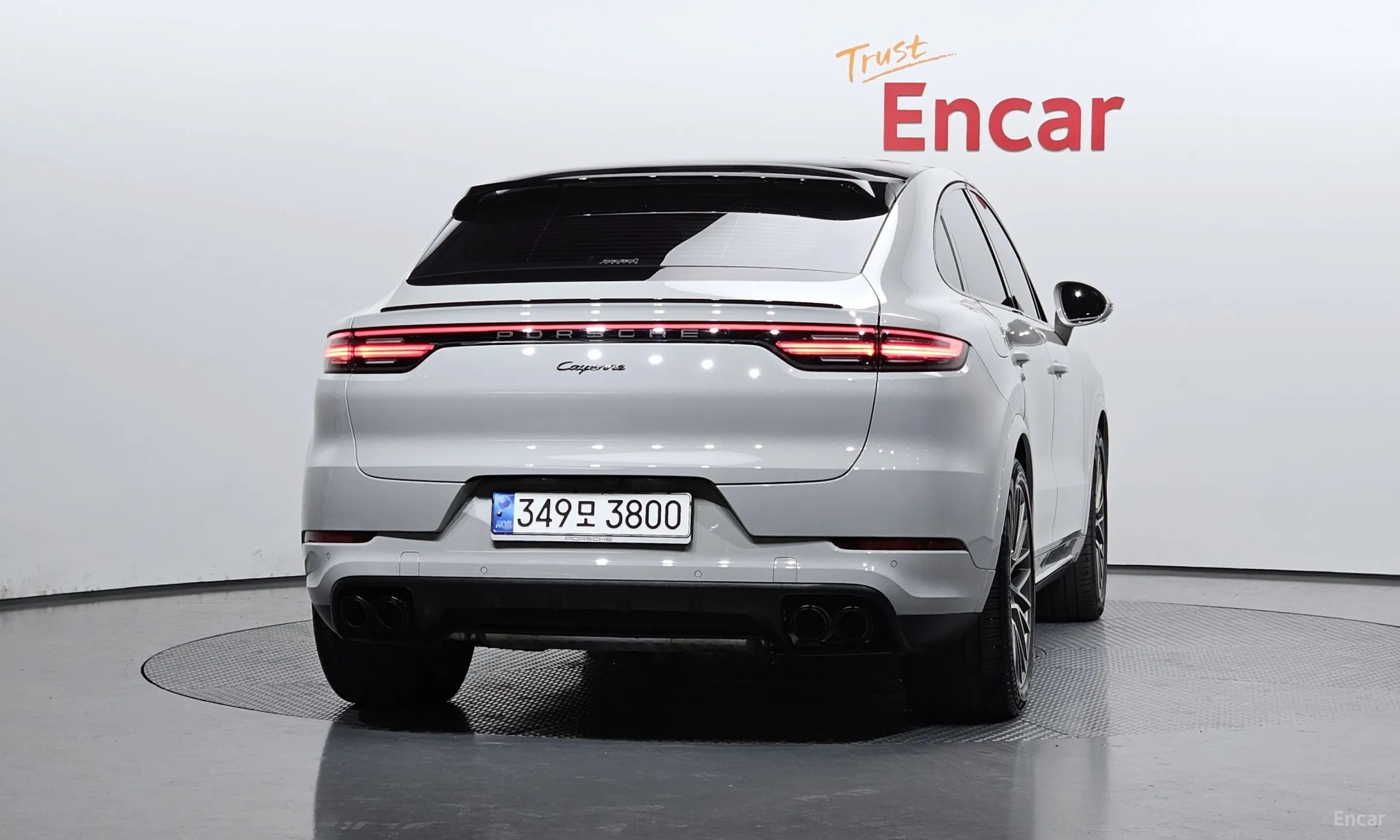 Porsche Cayenne (PO536) превью 4