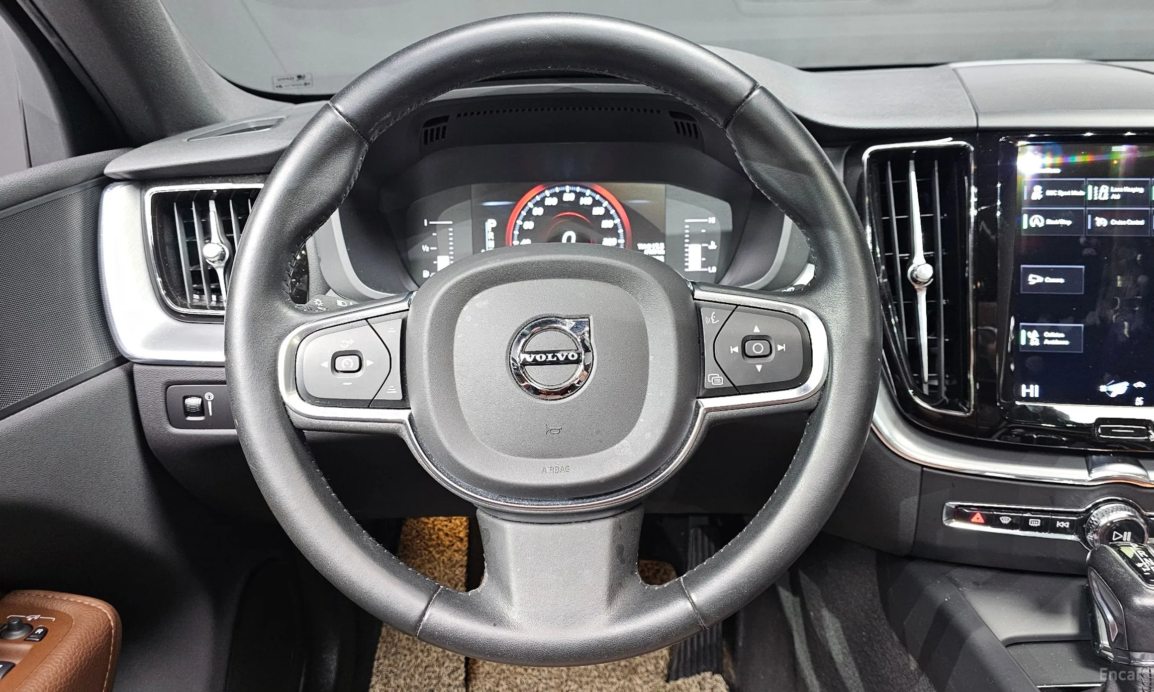 Volvo XC60 Gen 2 превью 14