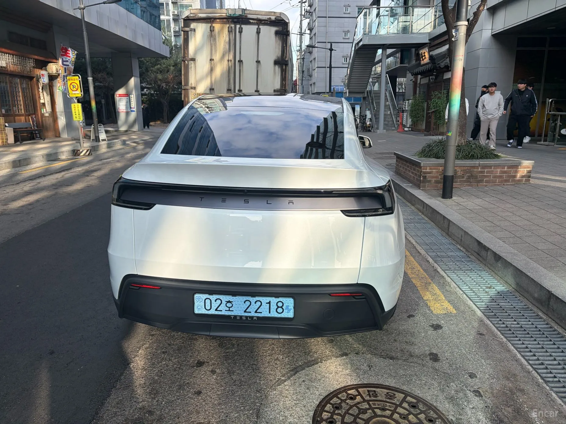 Tesla Model Y превью 3