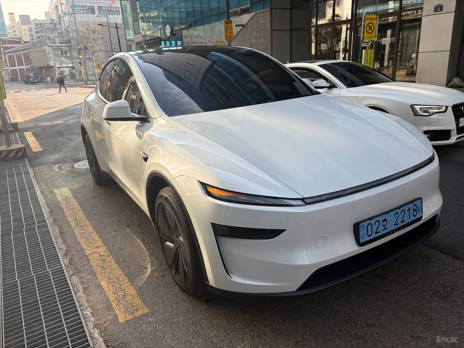 Tesla Model Y превью 6