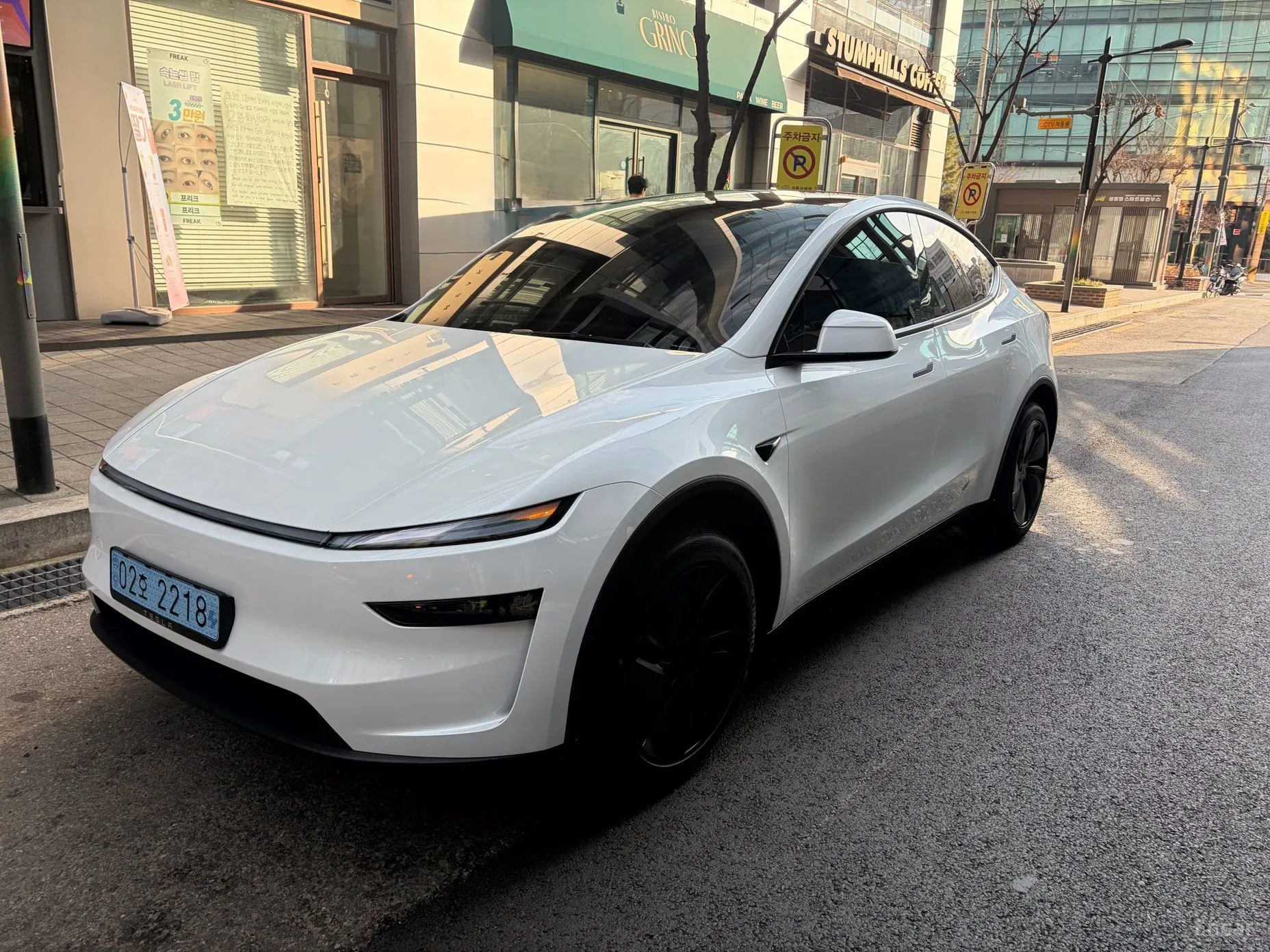 Tesla Model Y превью 7