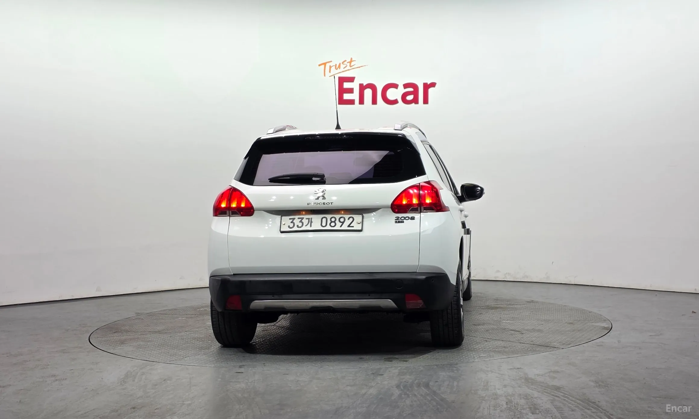 Peugeot 2008. превью 4