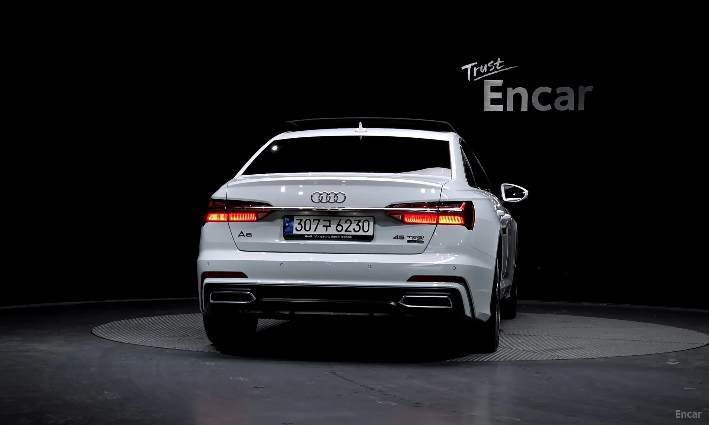 Audi A6 (C8) превью 4