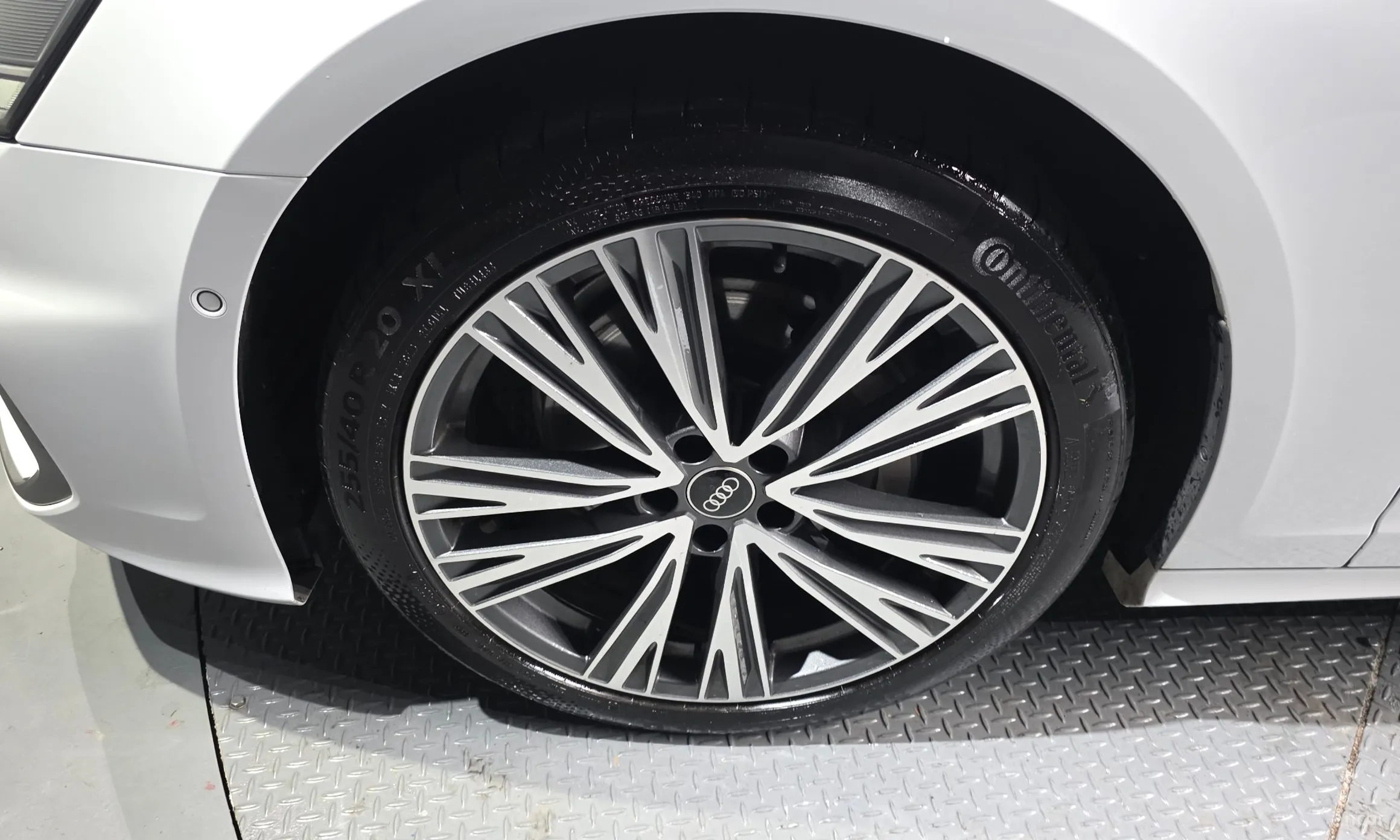 Audi A6 (C8) превью 5