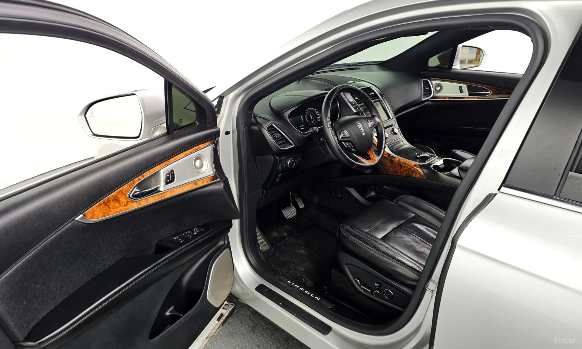 Lincoln MKX 2nd Generation превью 10