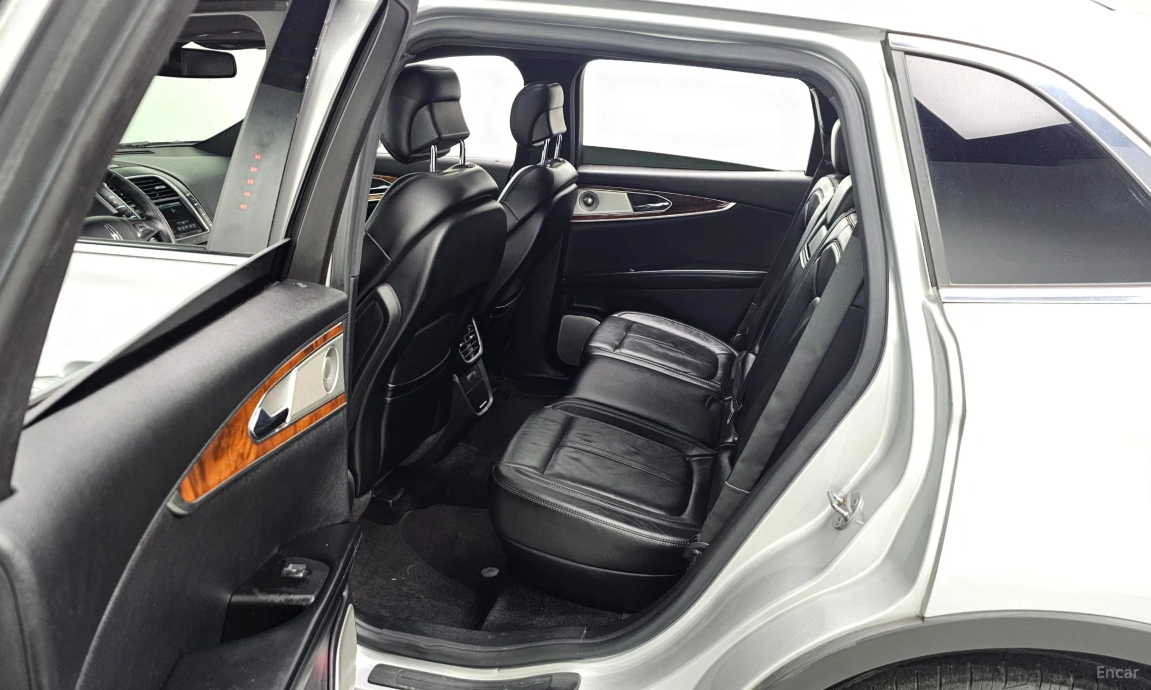 Lincoln MKX 2nd Generation превью 12