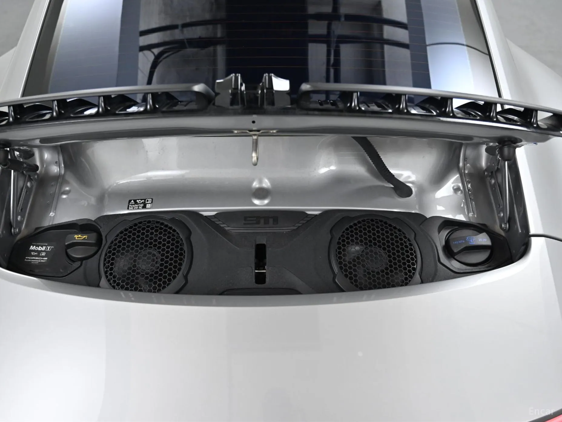 Porsche 911 (992) превью 6