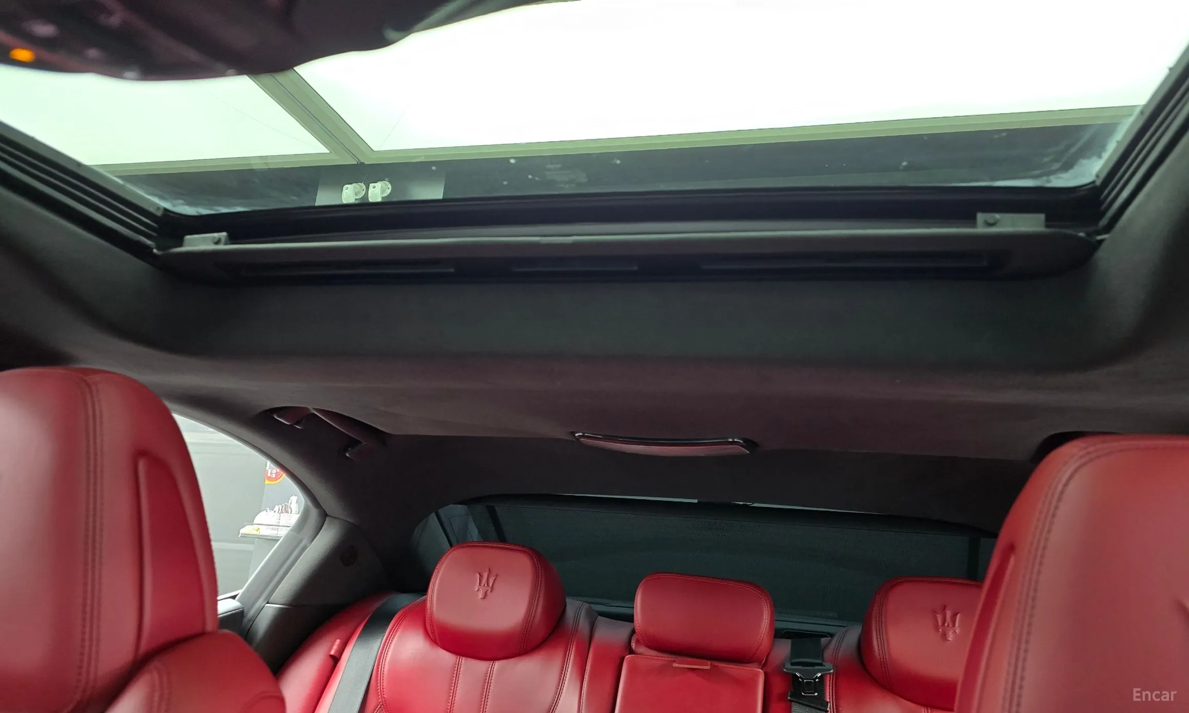 Maserati Ghibli превью 18