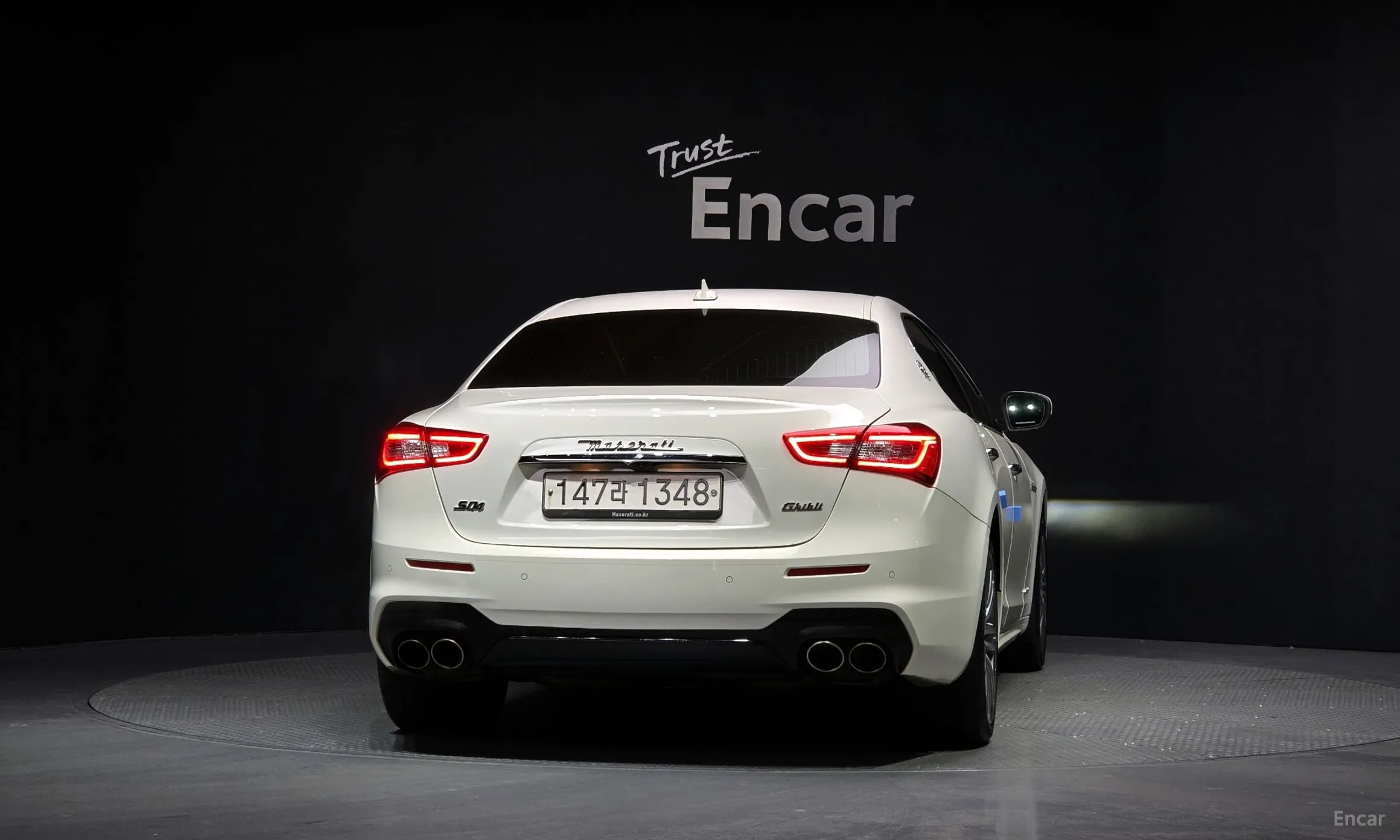 Maserati Ghibli превью 4