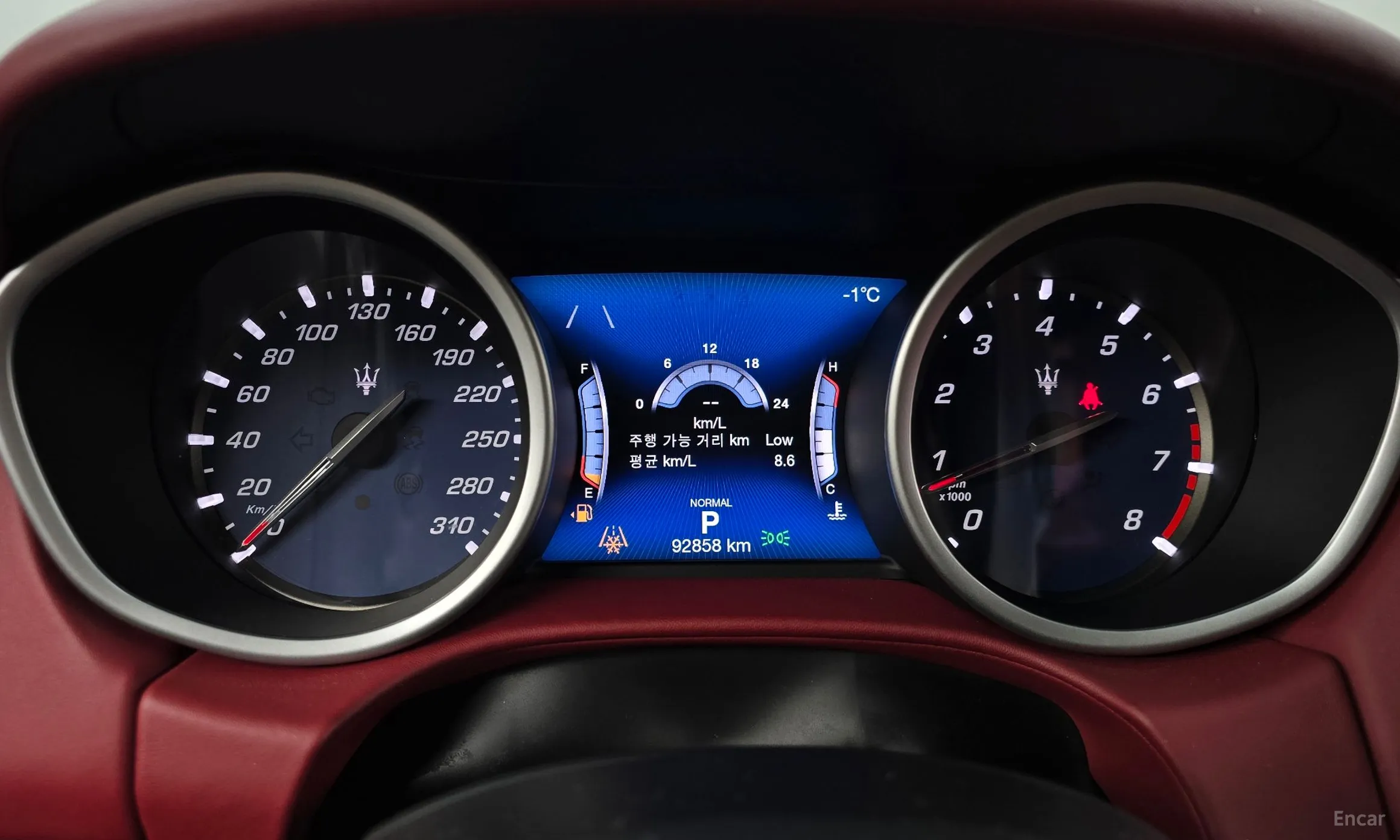Maserati Ghibli превью 8