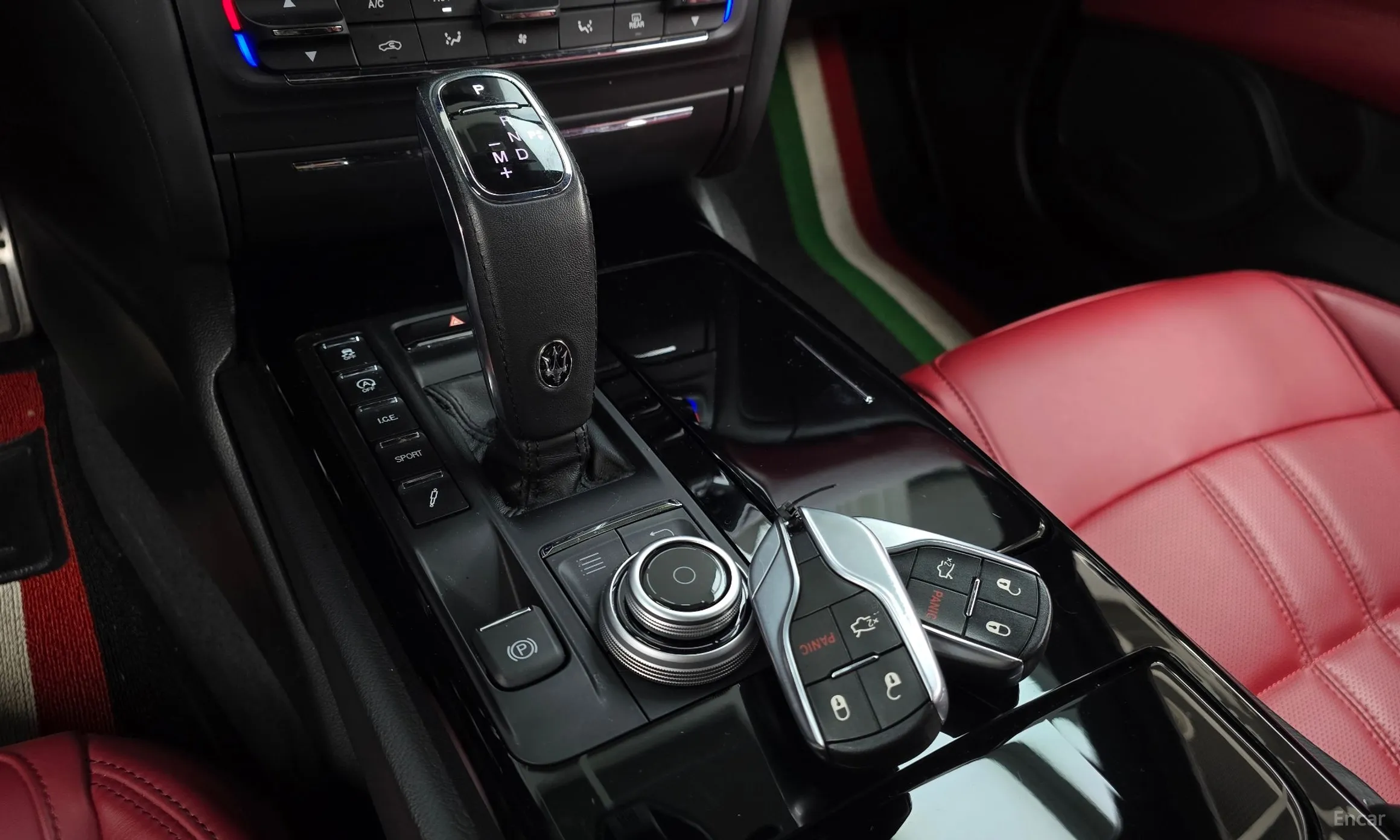 Maserati Ghibli превью 9