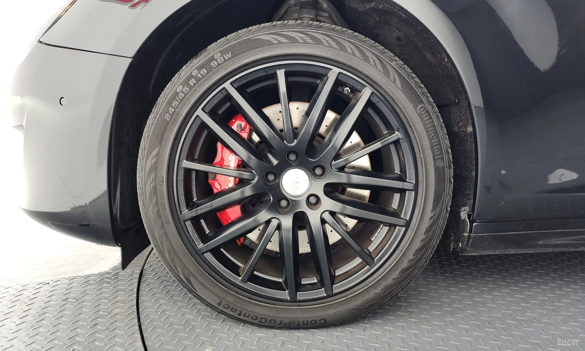 Maserati Ghibli превью 5