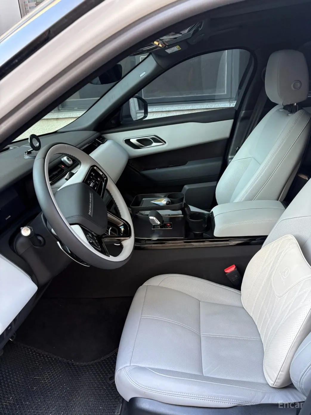 Land Rover Range Rover Bella превью 5