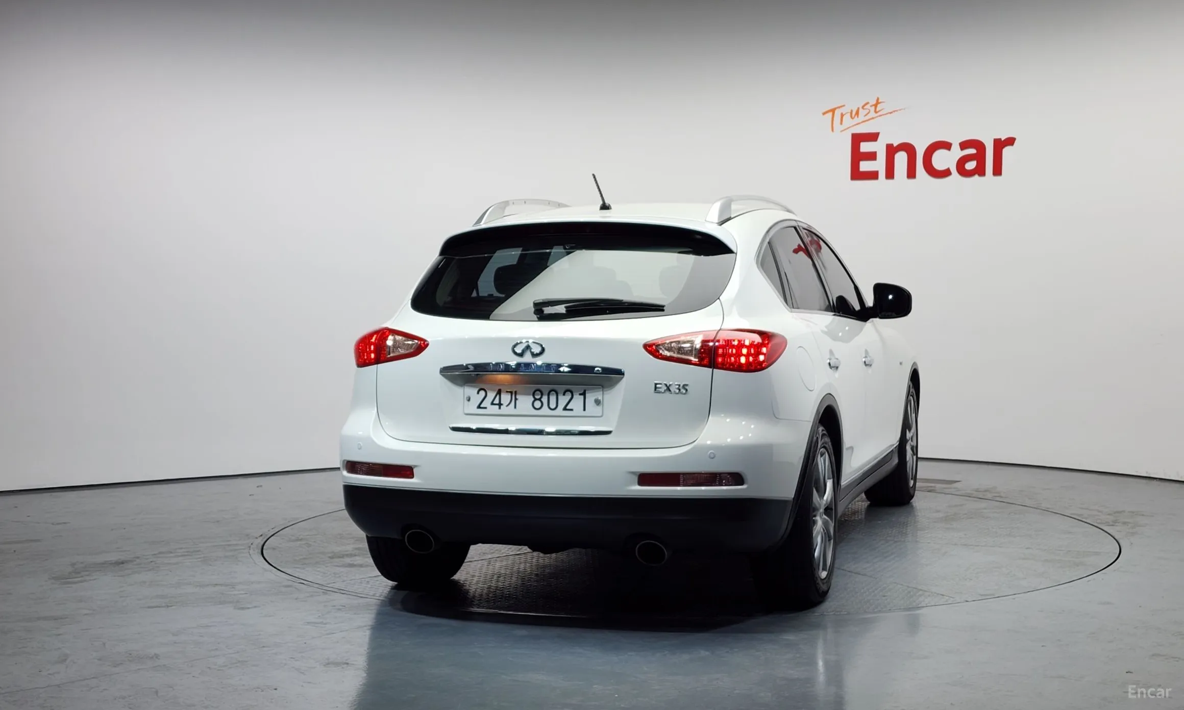 Infiniti EX35 превью 4