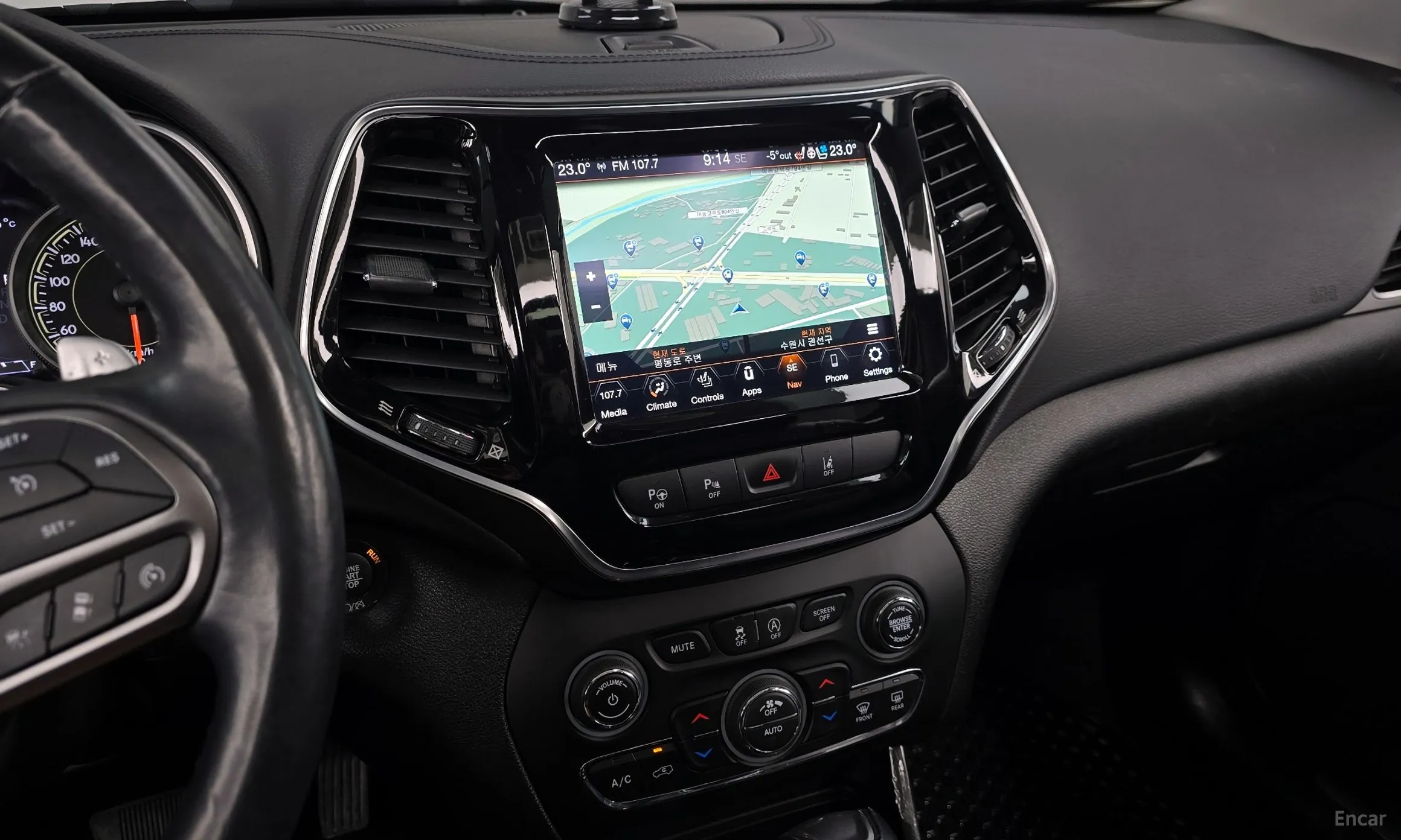 Jeep Cherokee (KL) превью 14