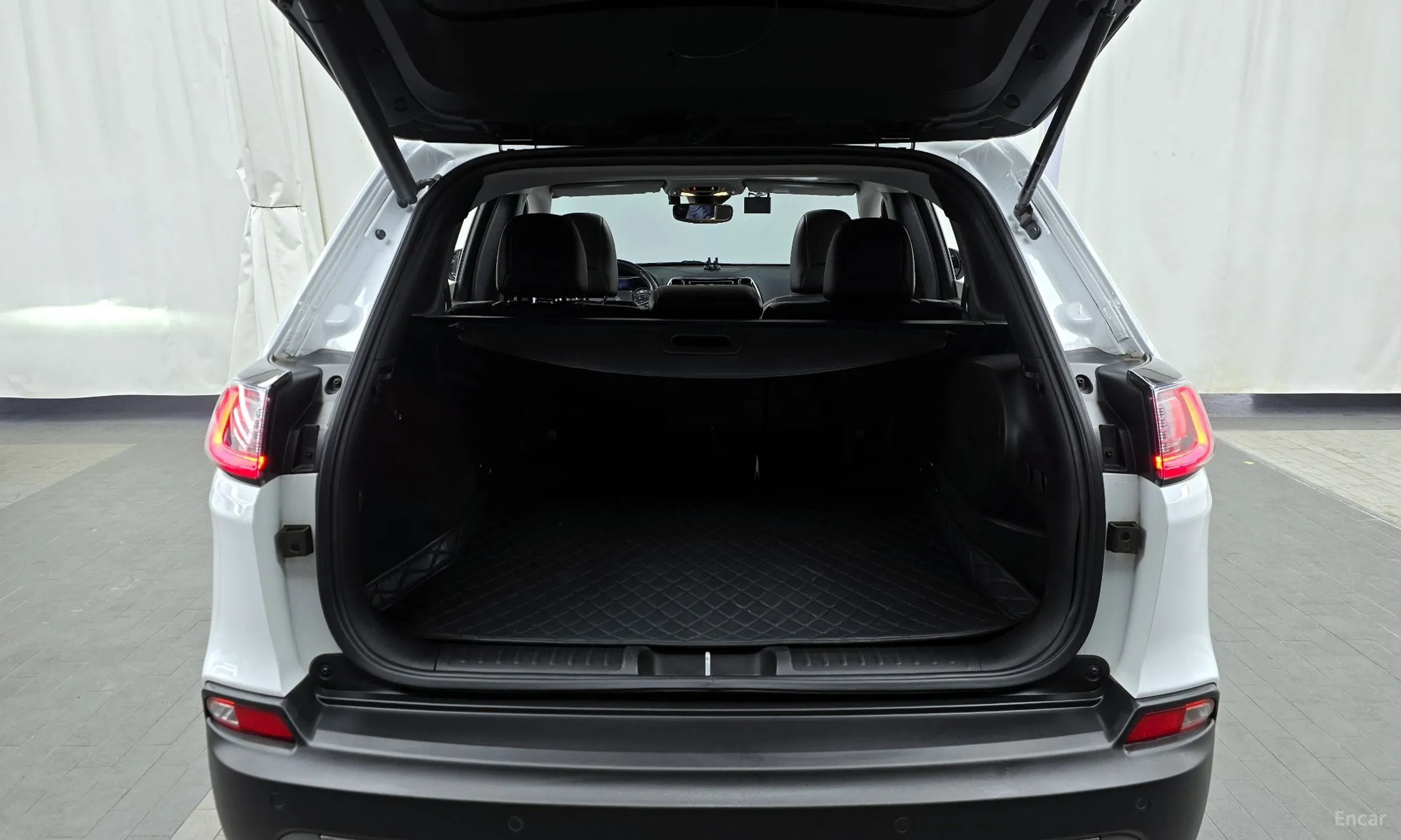 Jeep Cherokee (KL) превью 20