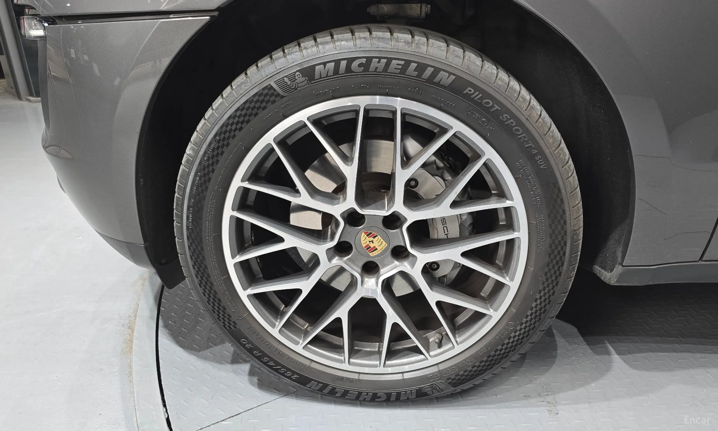 Porsche Macan превью 5