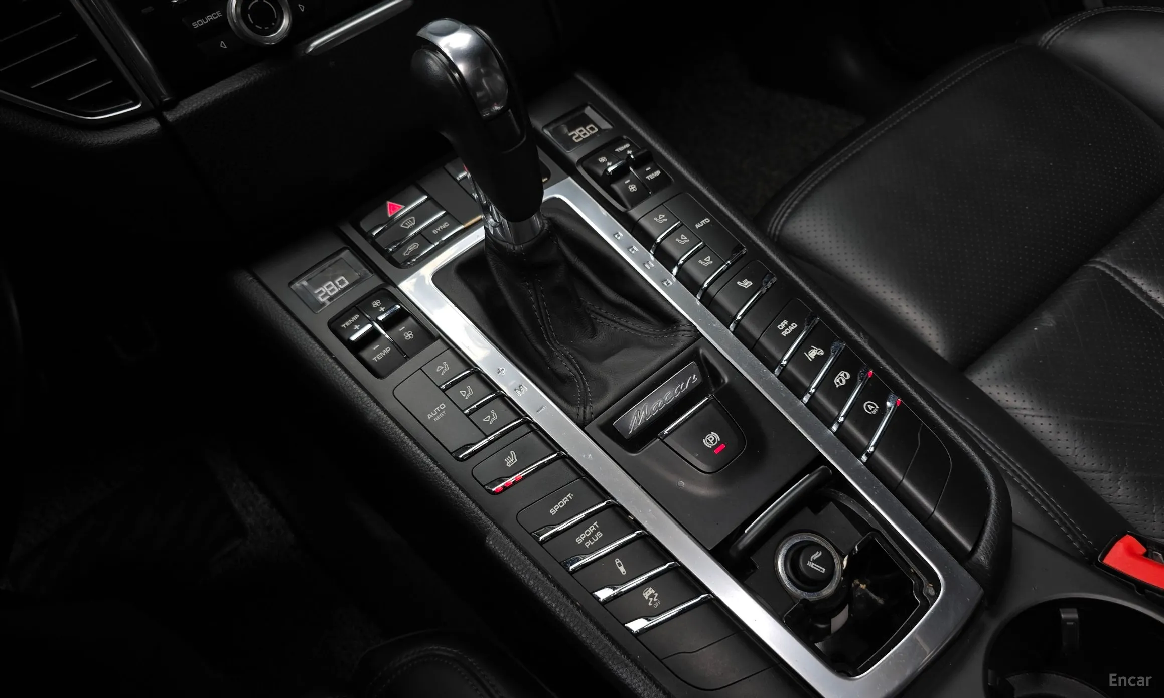 Porsche Macan превью 9