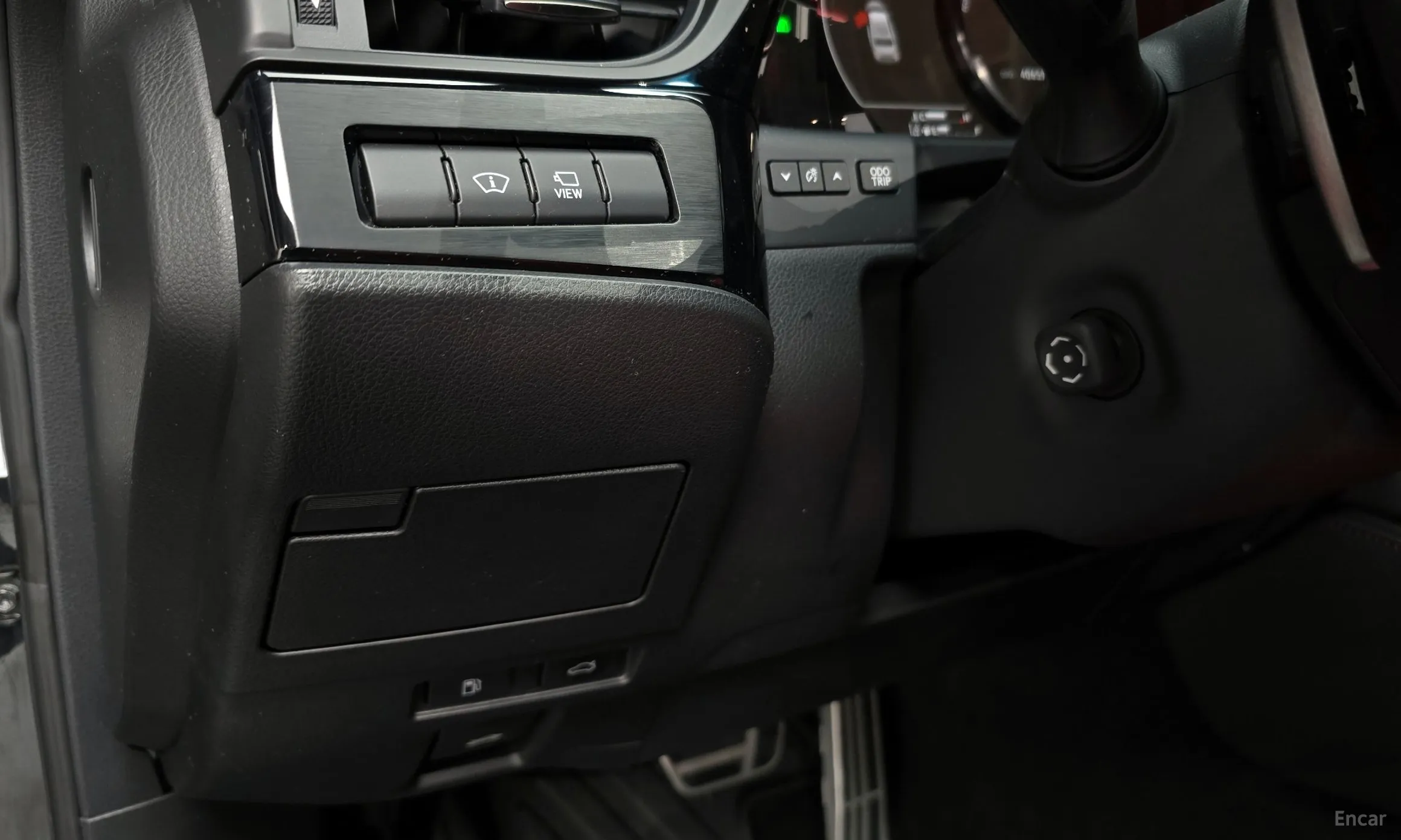 Lexus ES300h 7th Generation превью 19