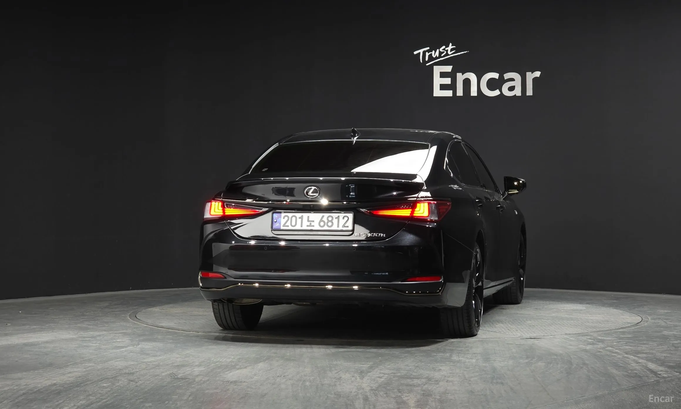 Lexus ES300h 7th Generation превью 4