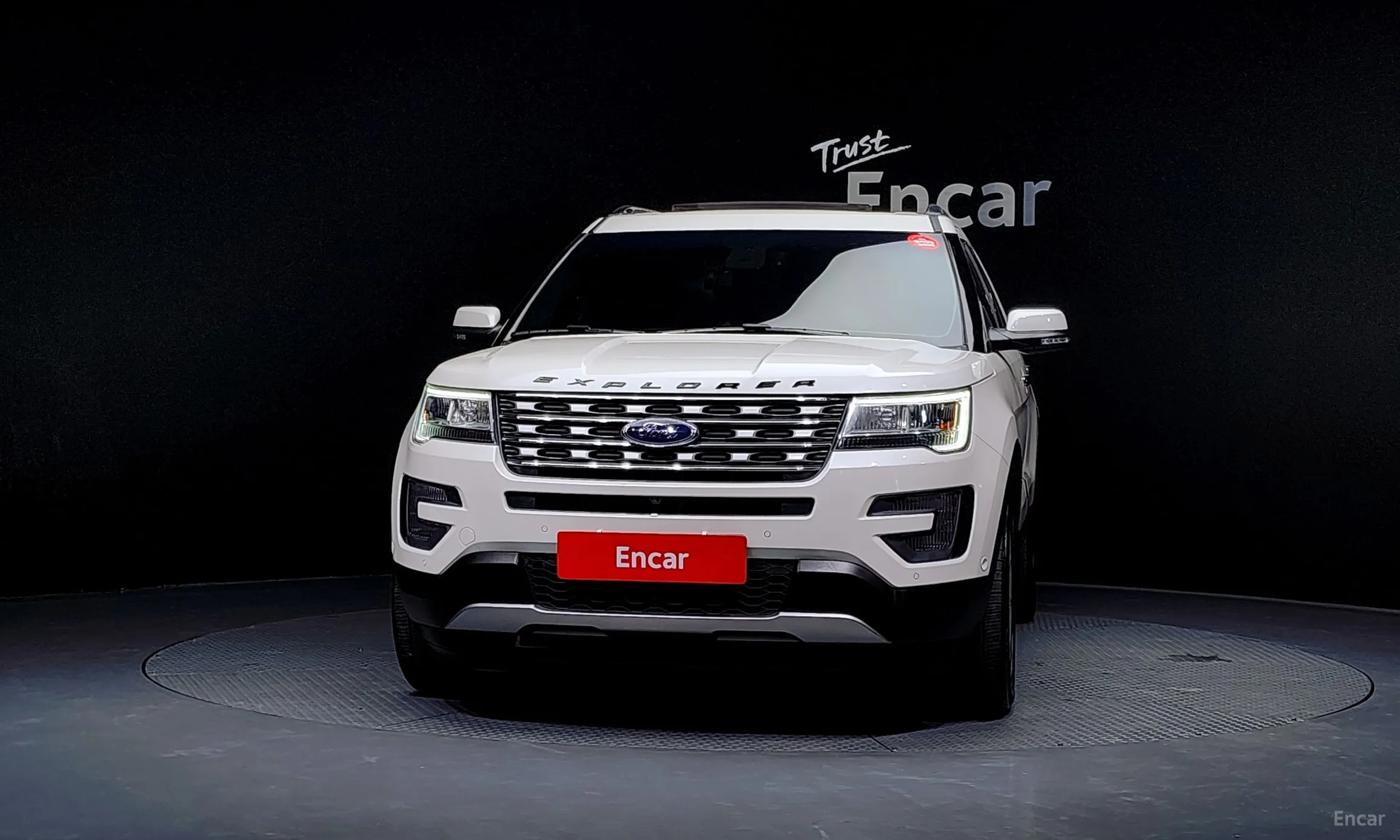 Ford Explorer превью 3