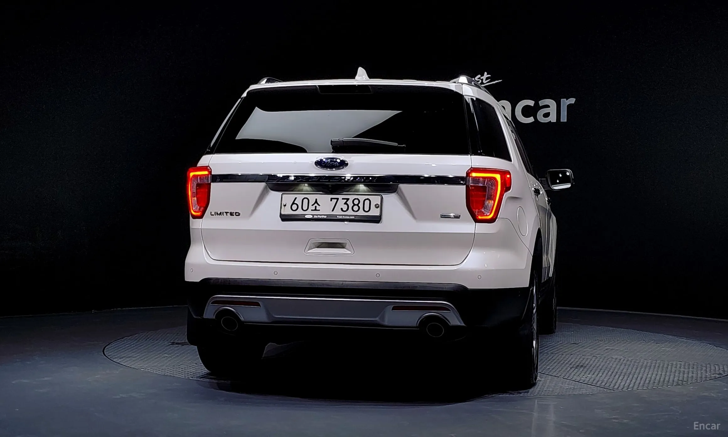 Ford Explorer превью 4