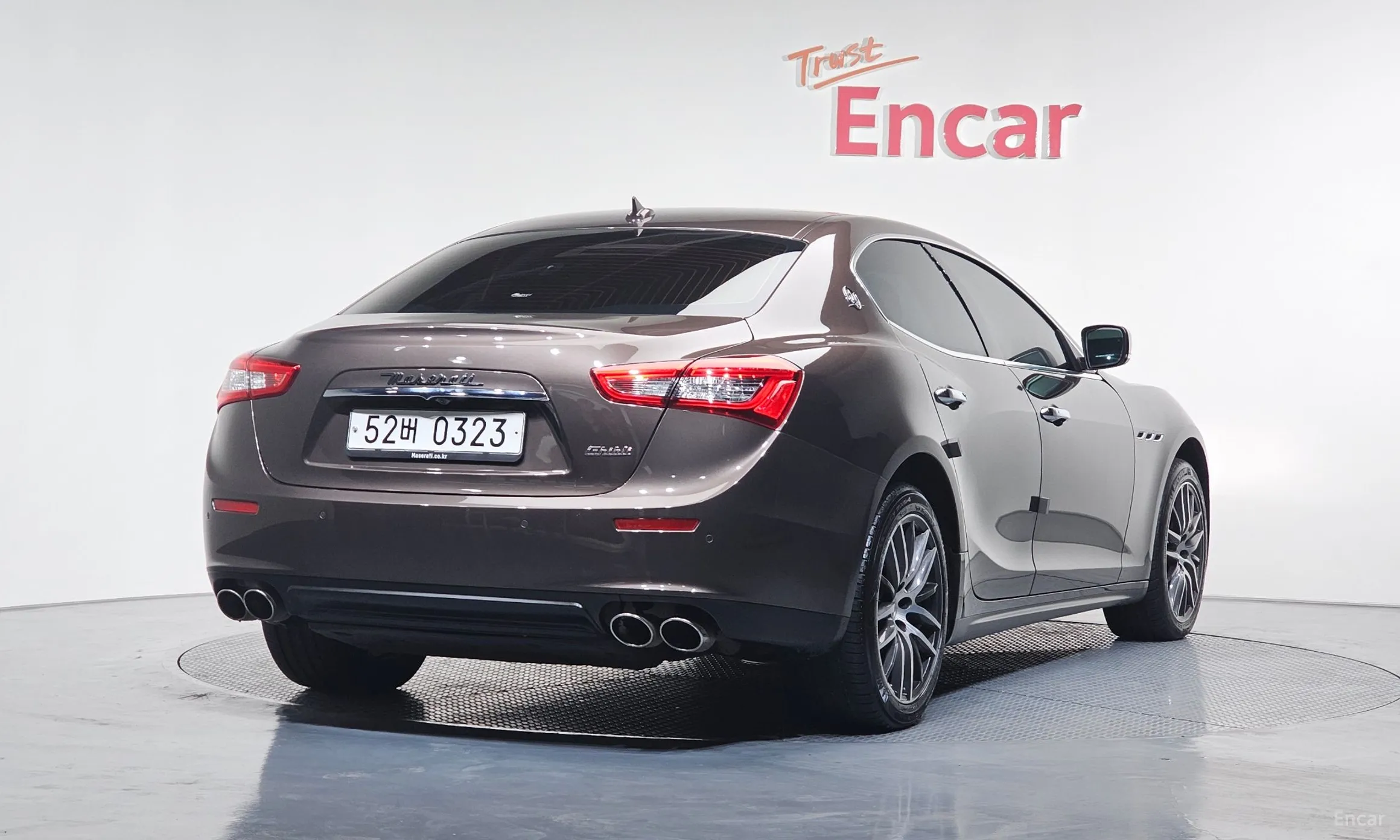 Maserati Ghibli превью 2
