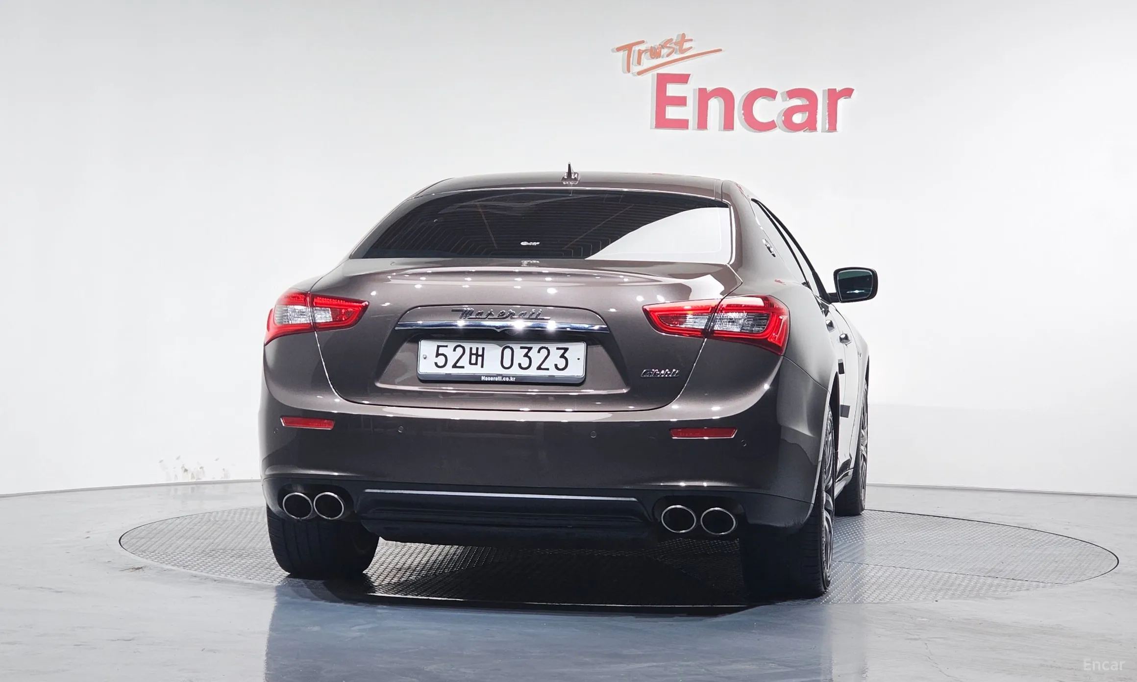 Maserati Ghibli превью 4
