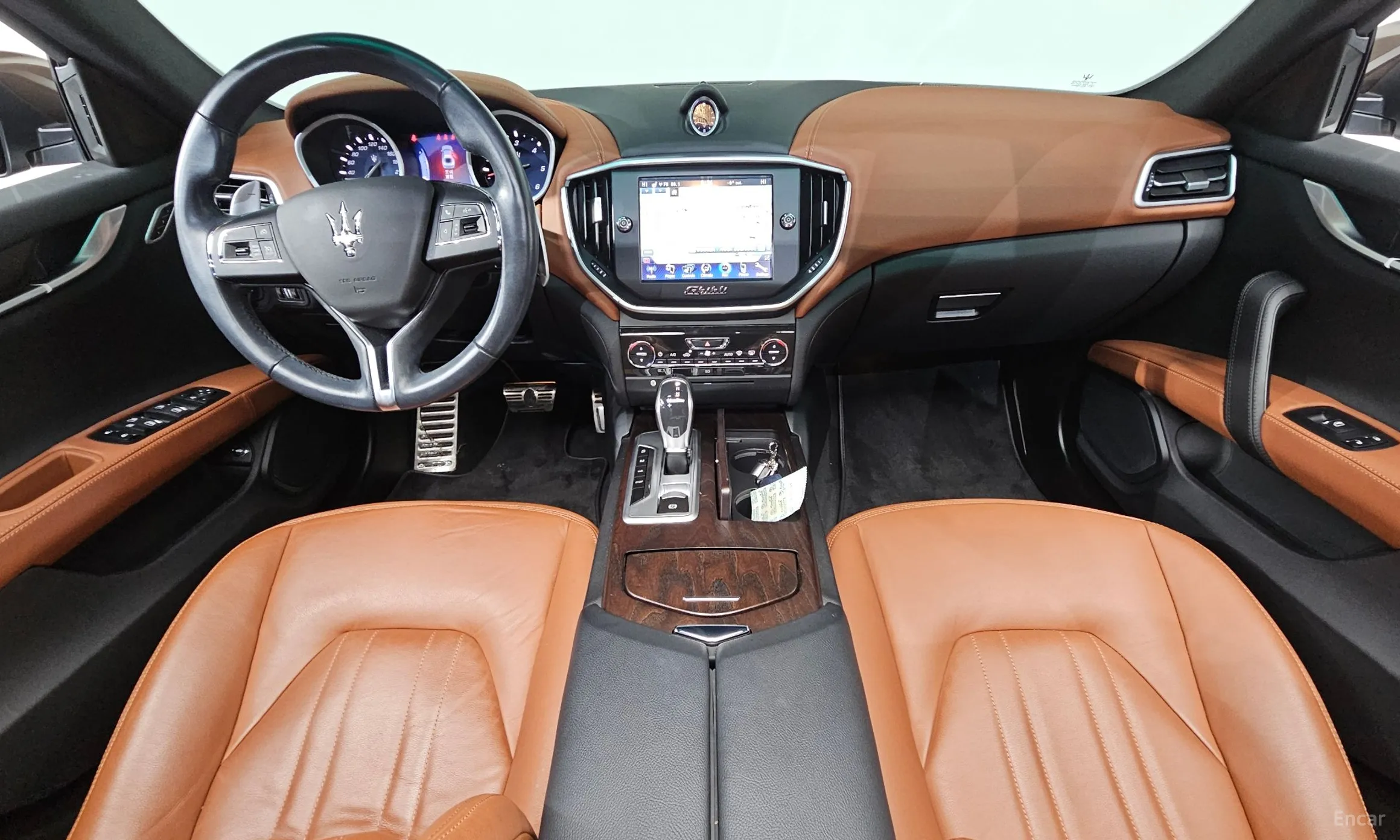 Maserati Ghibli превью 7