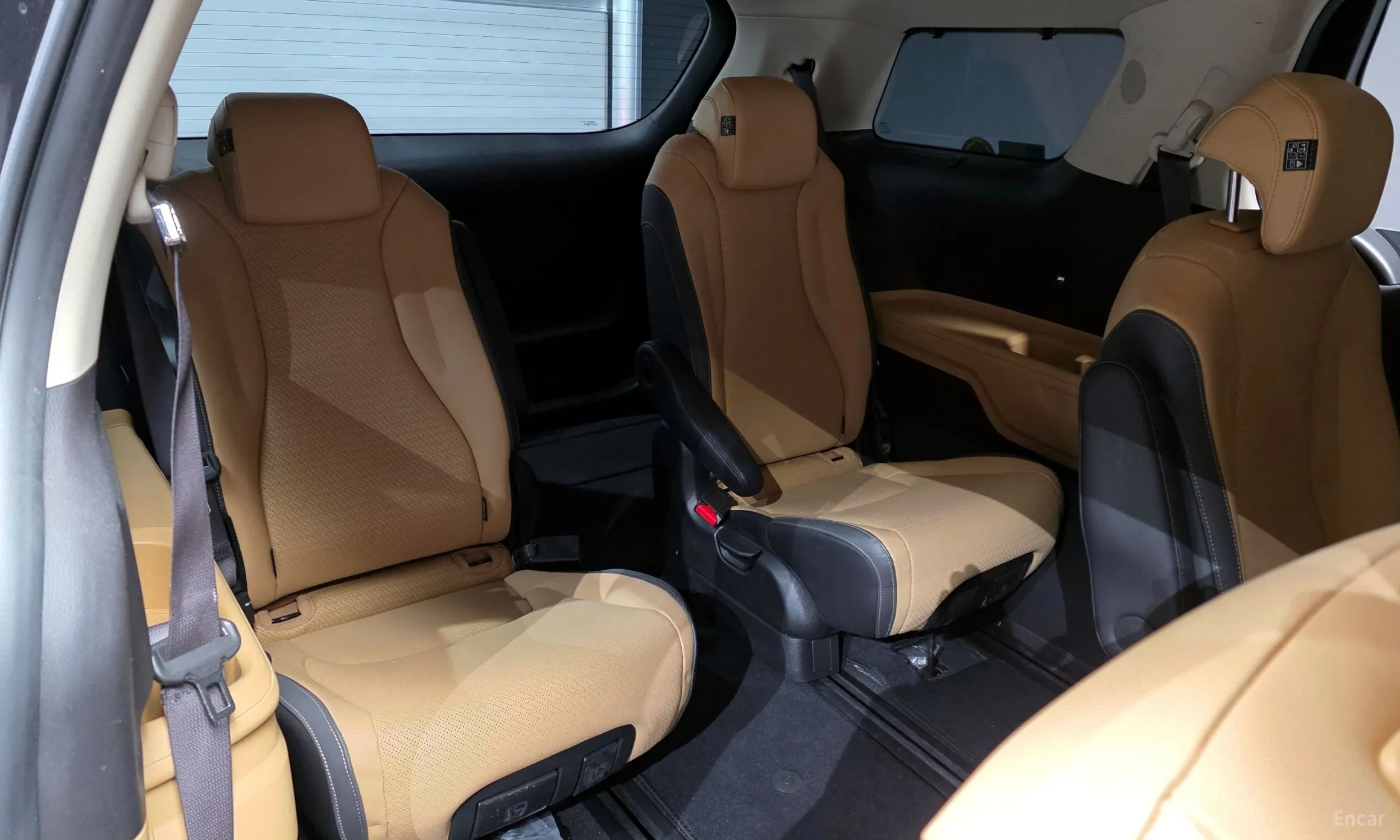 Kia Carnival Gen 4 превью 19