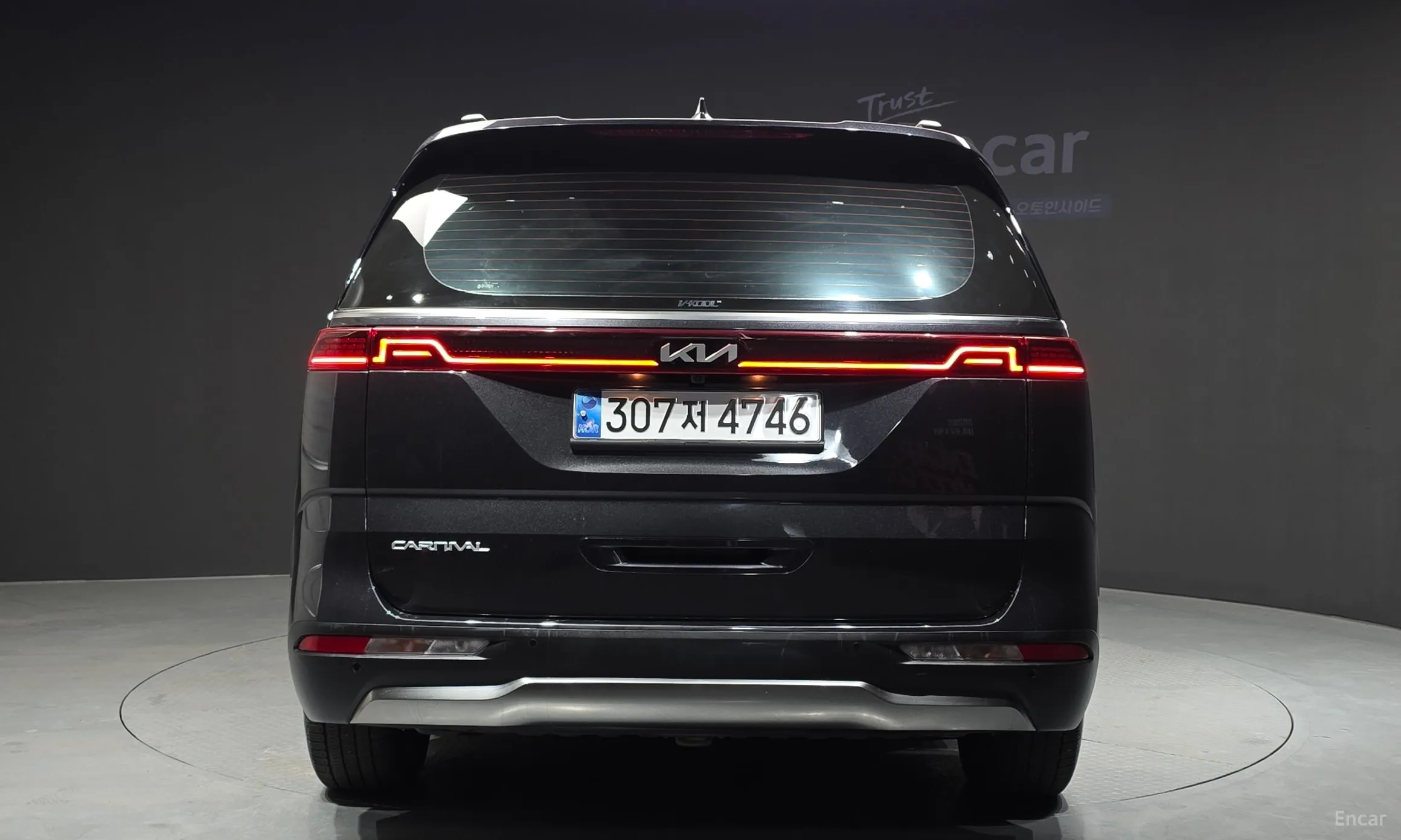 Kia Carnival Gen 4 превью 4