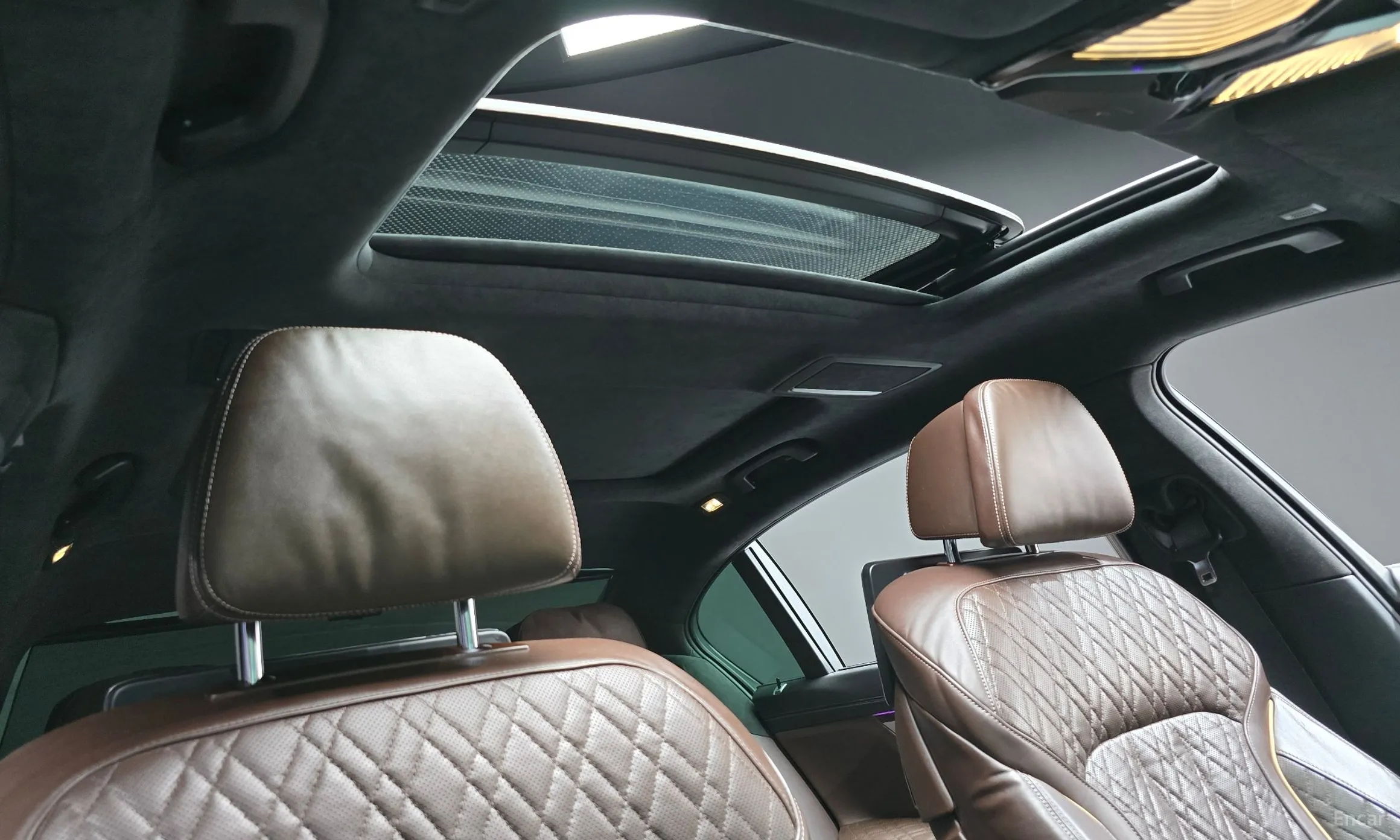 BMW 7 Series (G11) превью 19