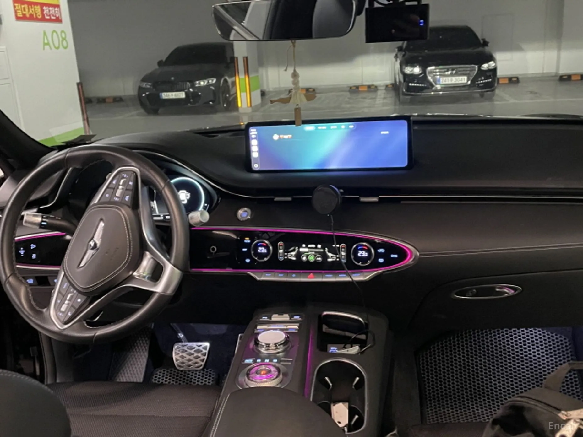 Genesis GV70 превью 12