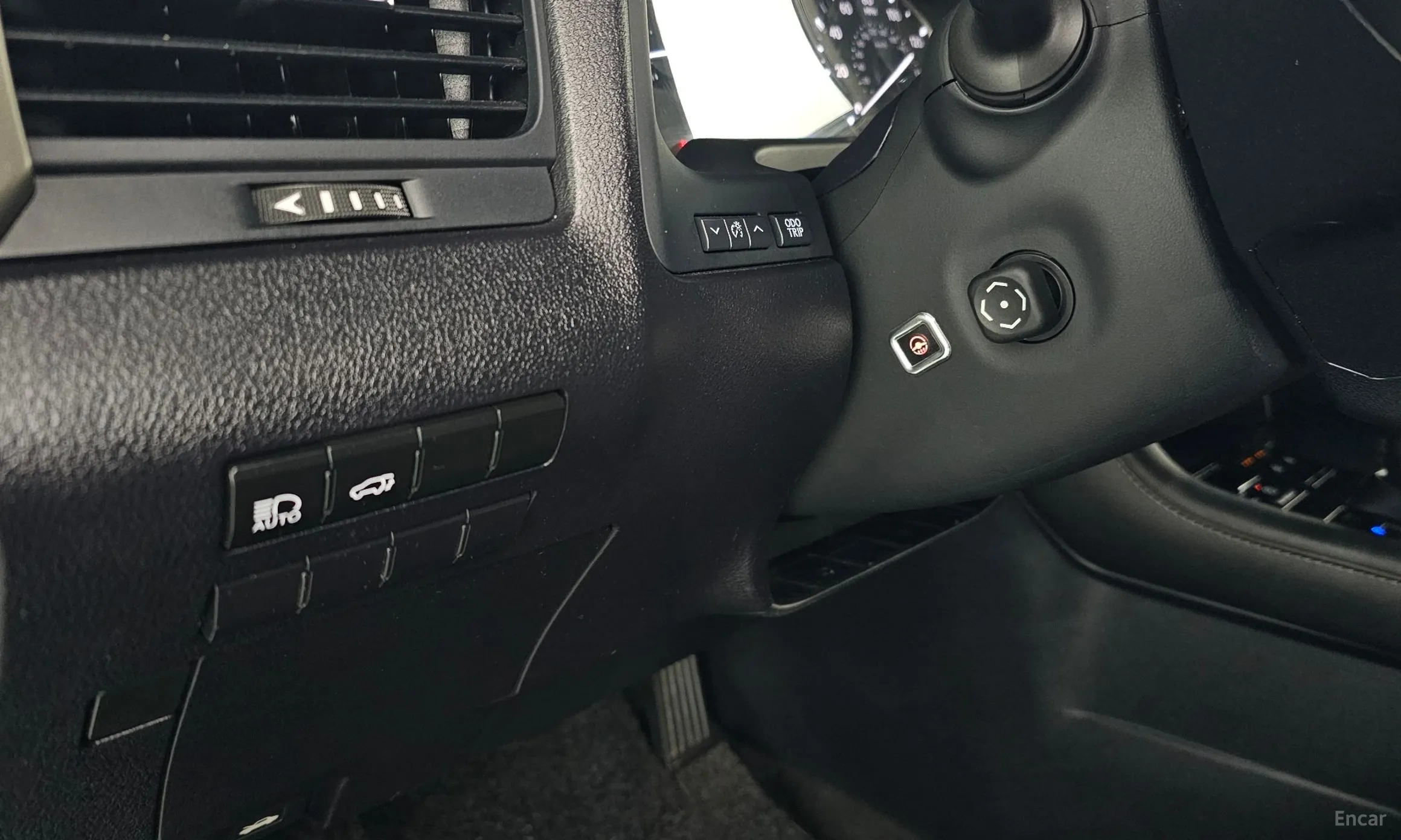 Lexus RX350 4th Generation превью 18