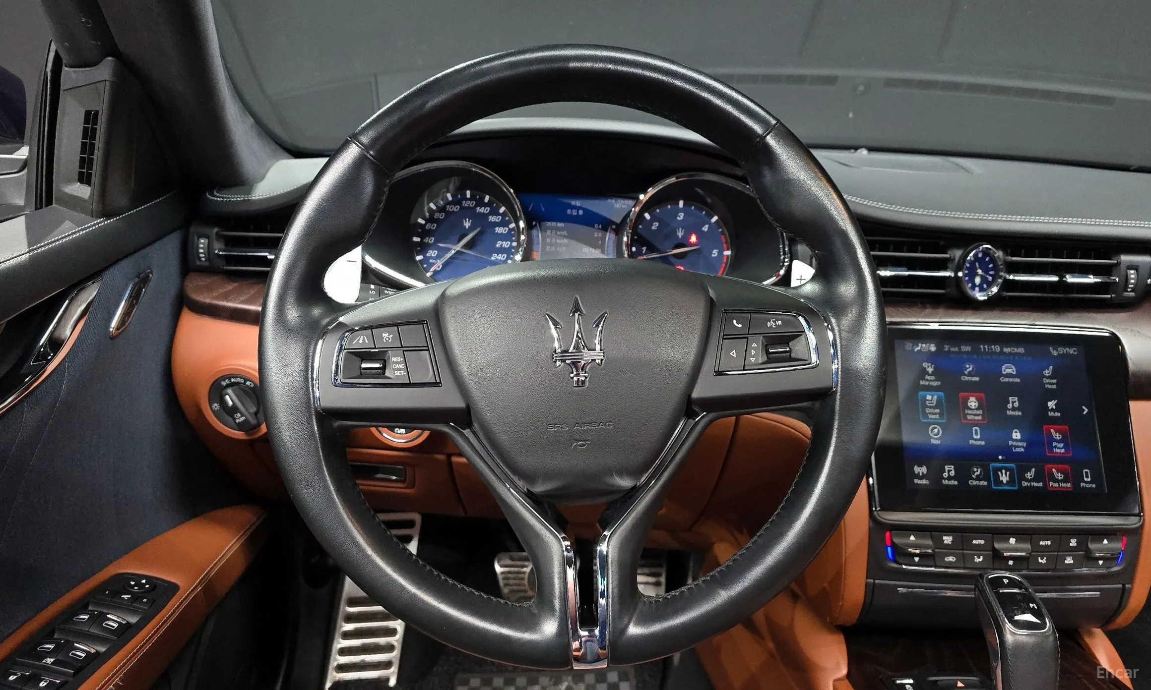 Maserati Quattroporte превью 13