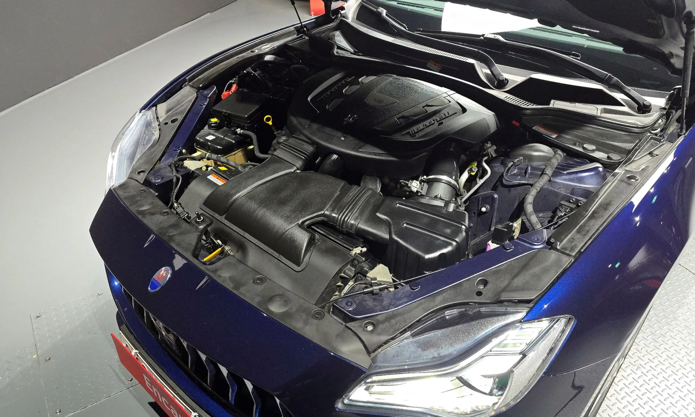 Maserati Quattroporte превью 6