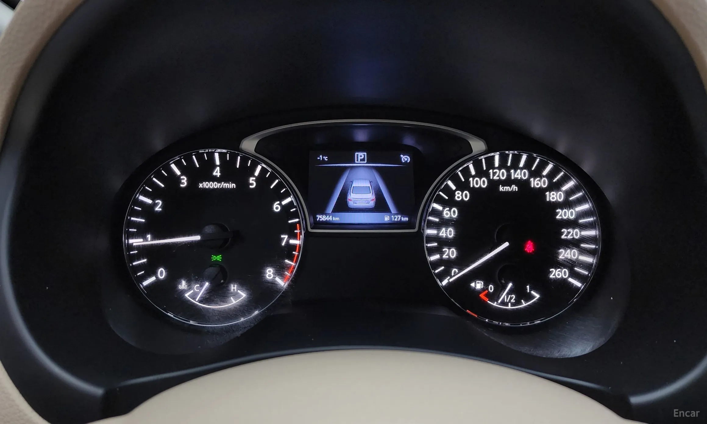 Nissan Altima превью 8